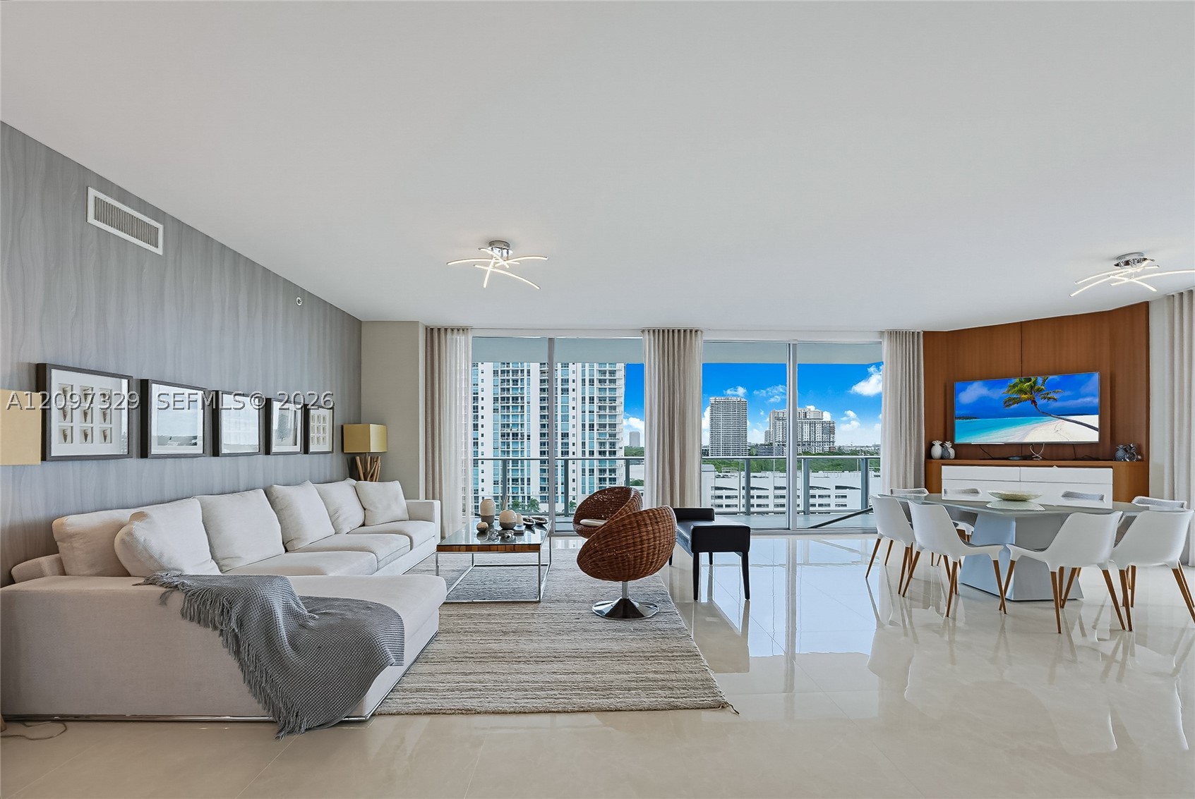17301 Biscayne Blvd #901
