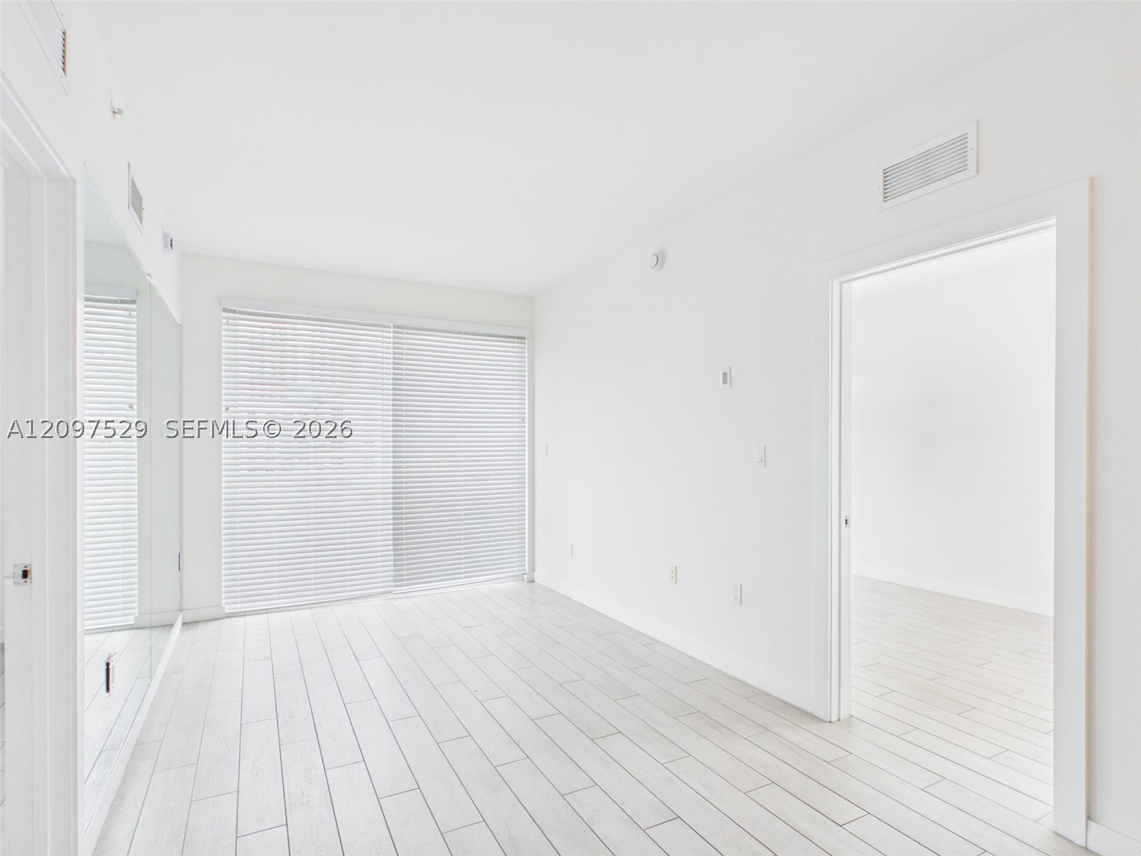 image 26 Edgewater17