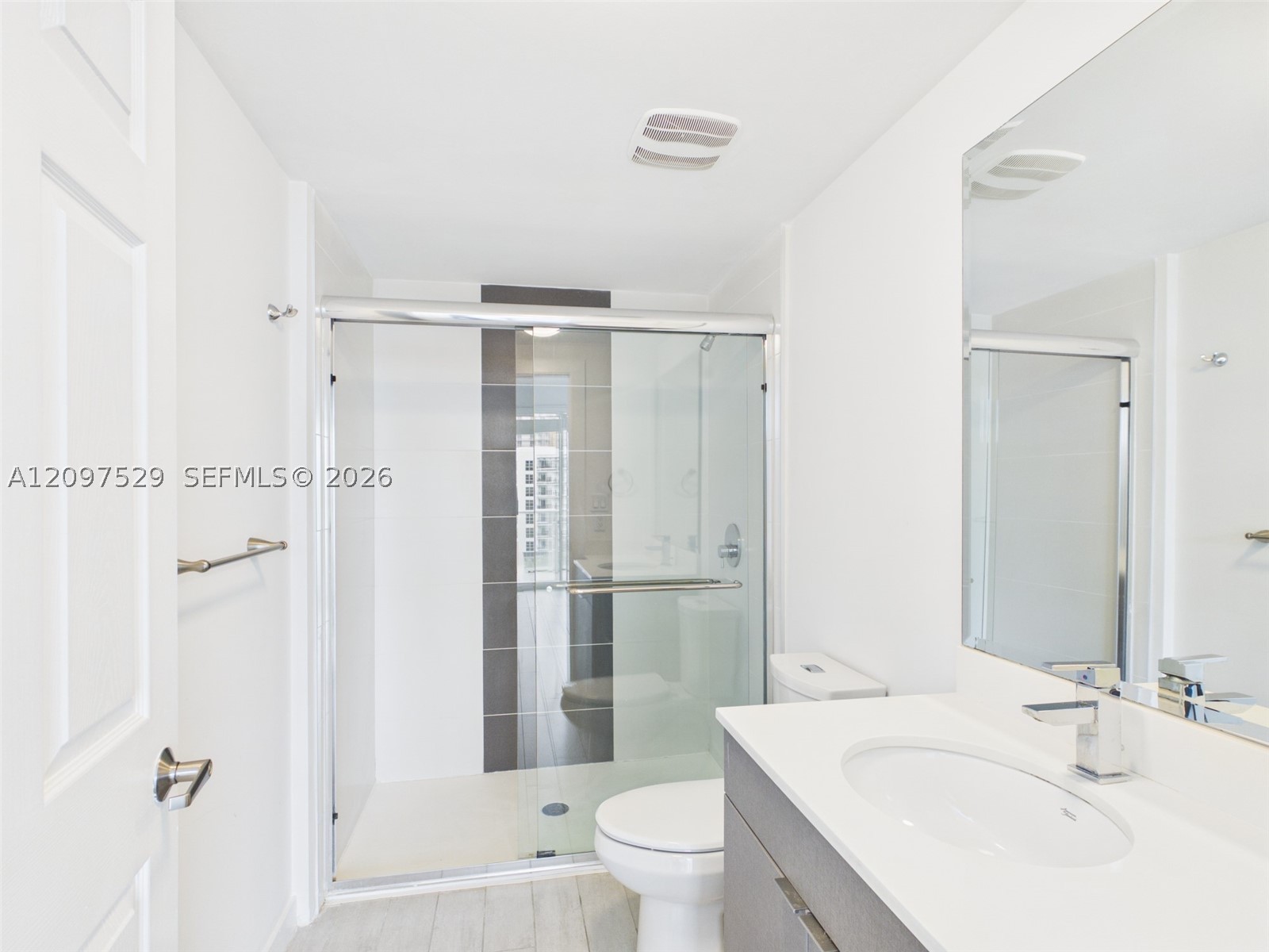 image 26 Edgewater20