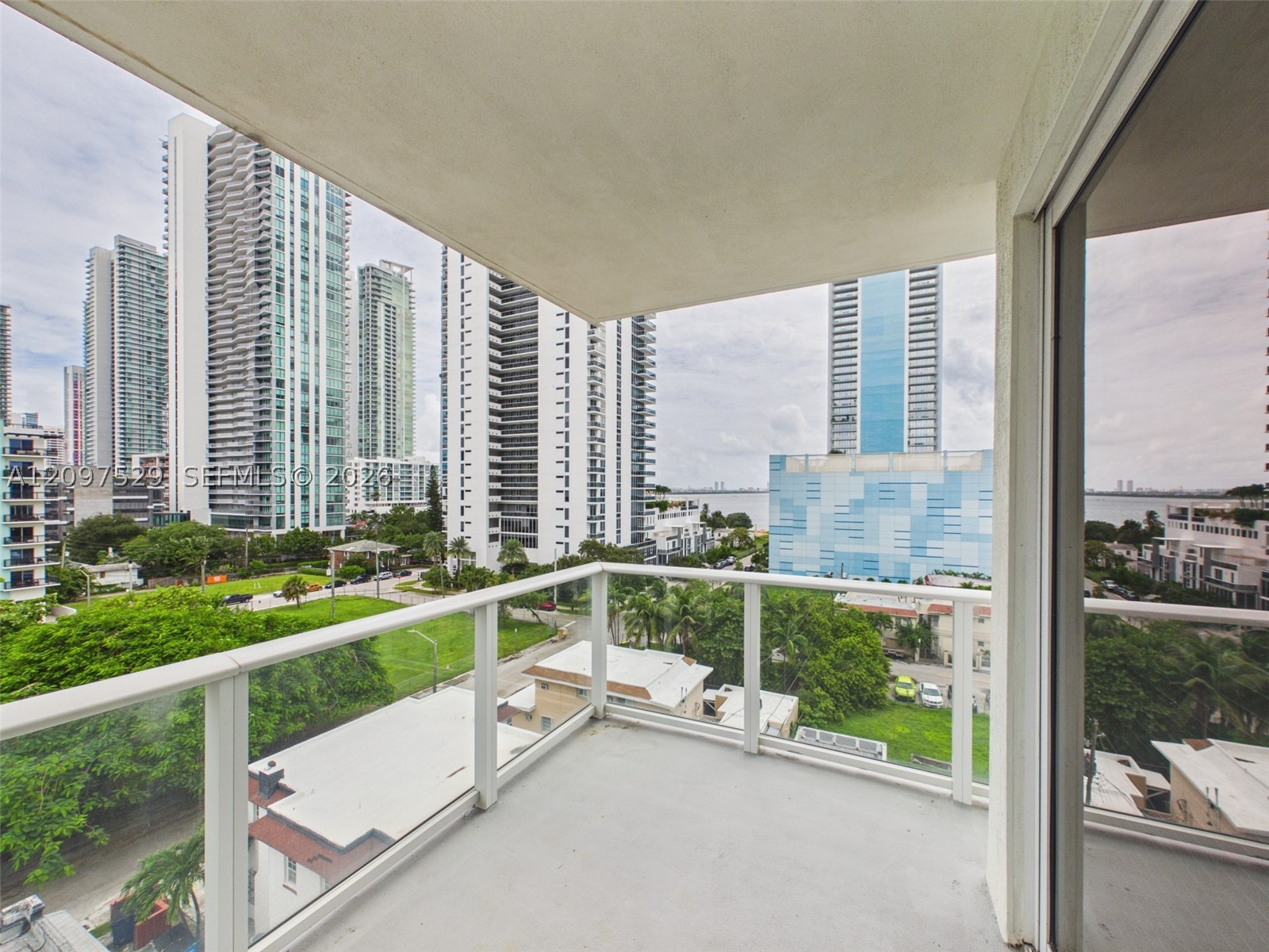 image 26 Edgewater26
