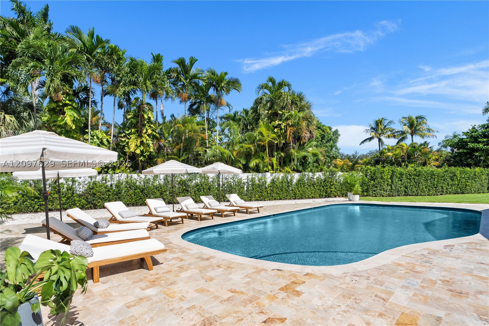 4700 Lake Rd Miami, FL 33137