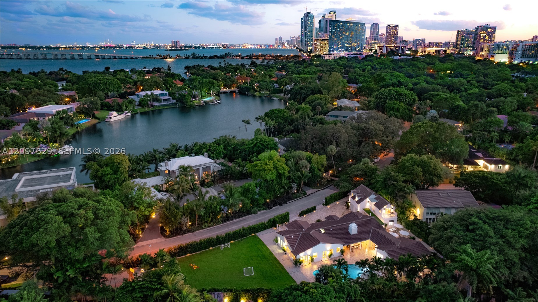 4700 Lake Rd Miami, FL 33137