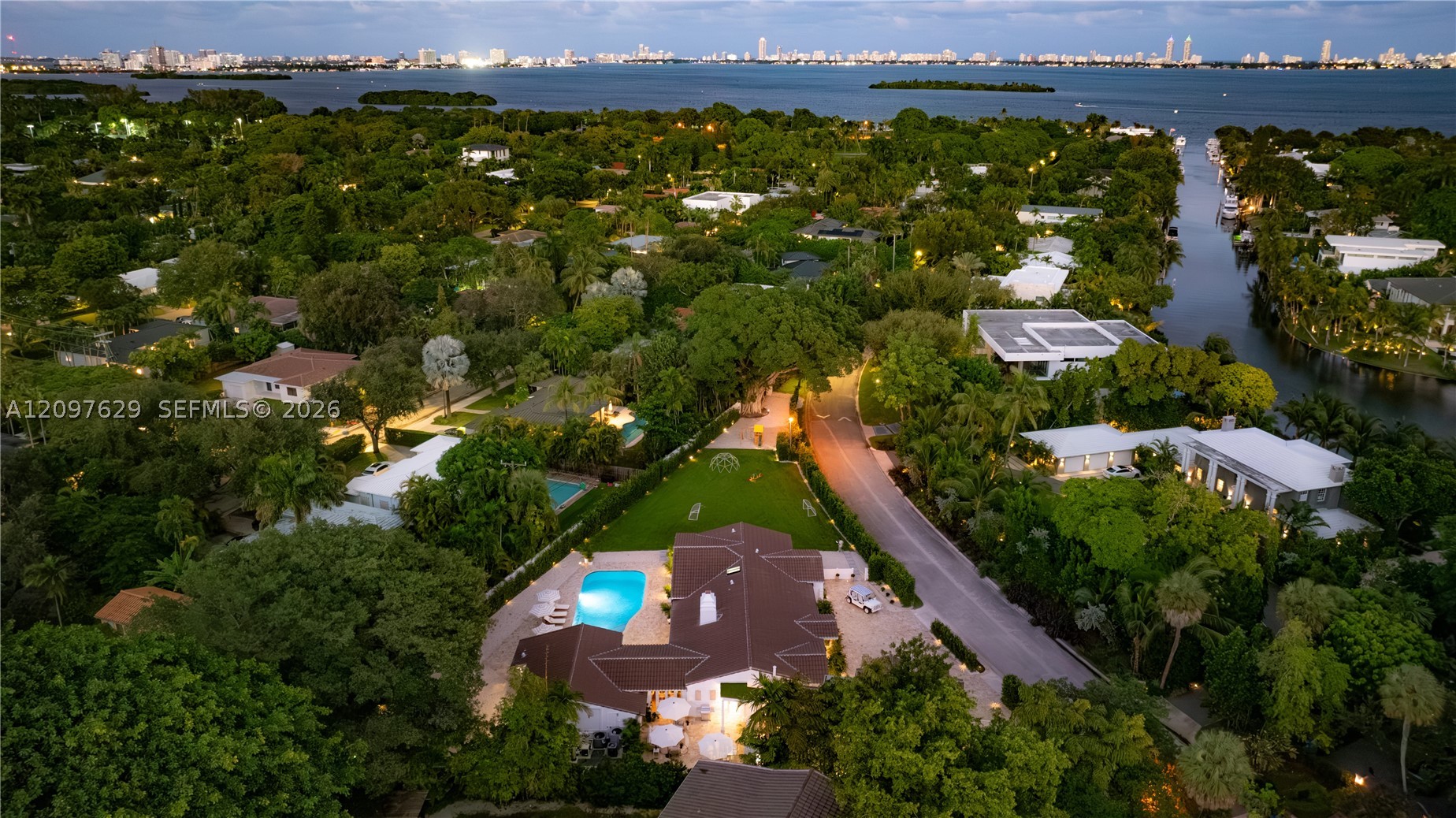 4700 Lake Rd Miami, FL 33137