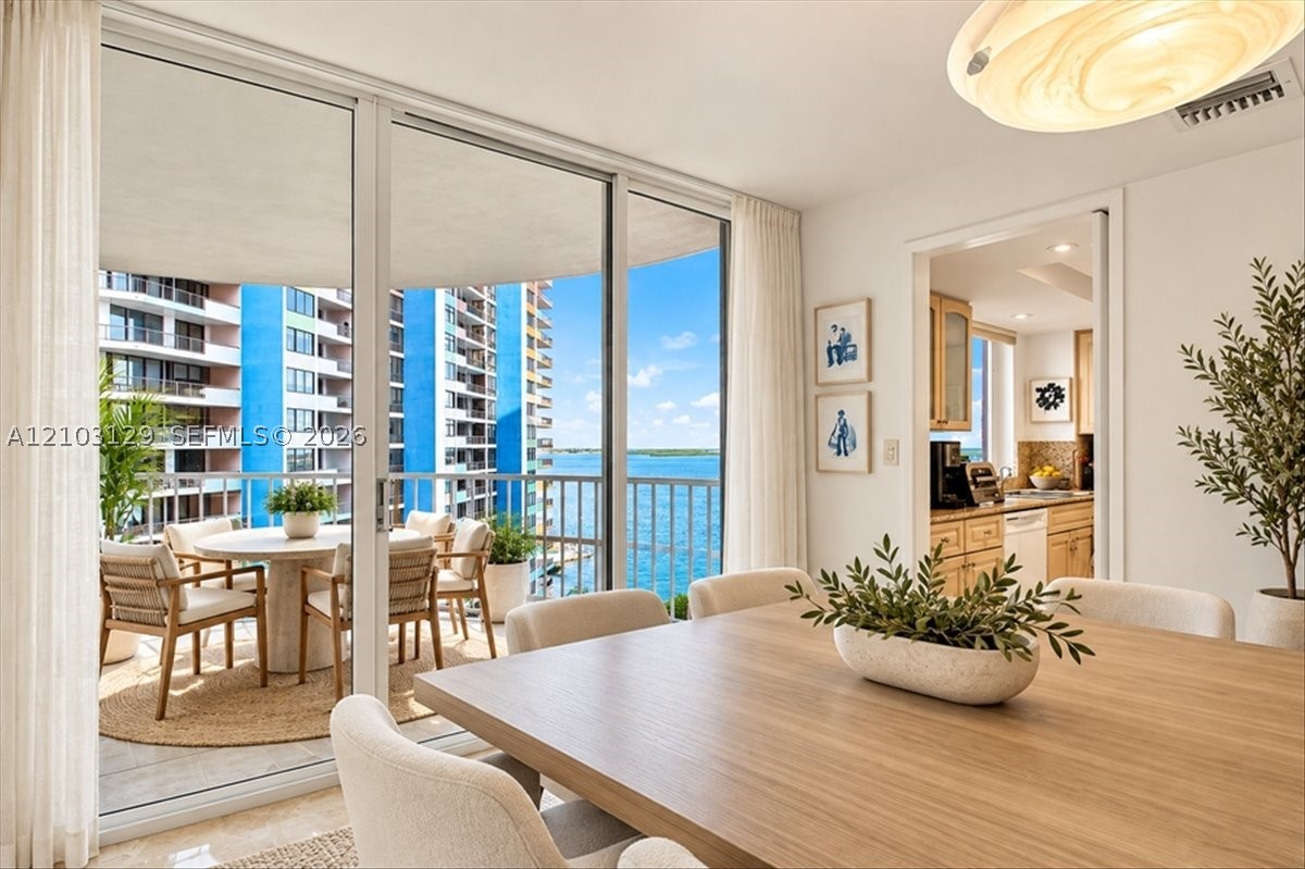image Imperial At Brickell Con9