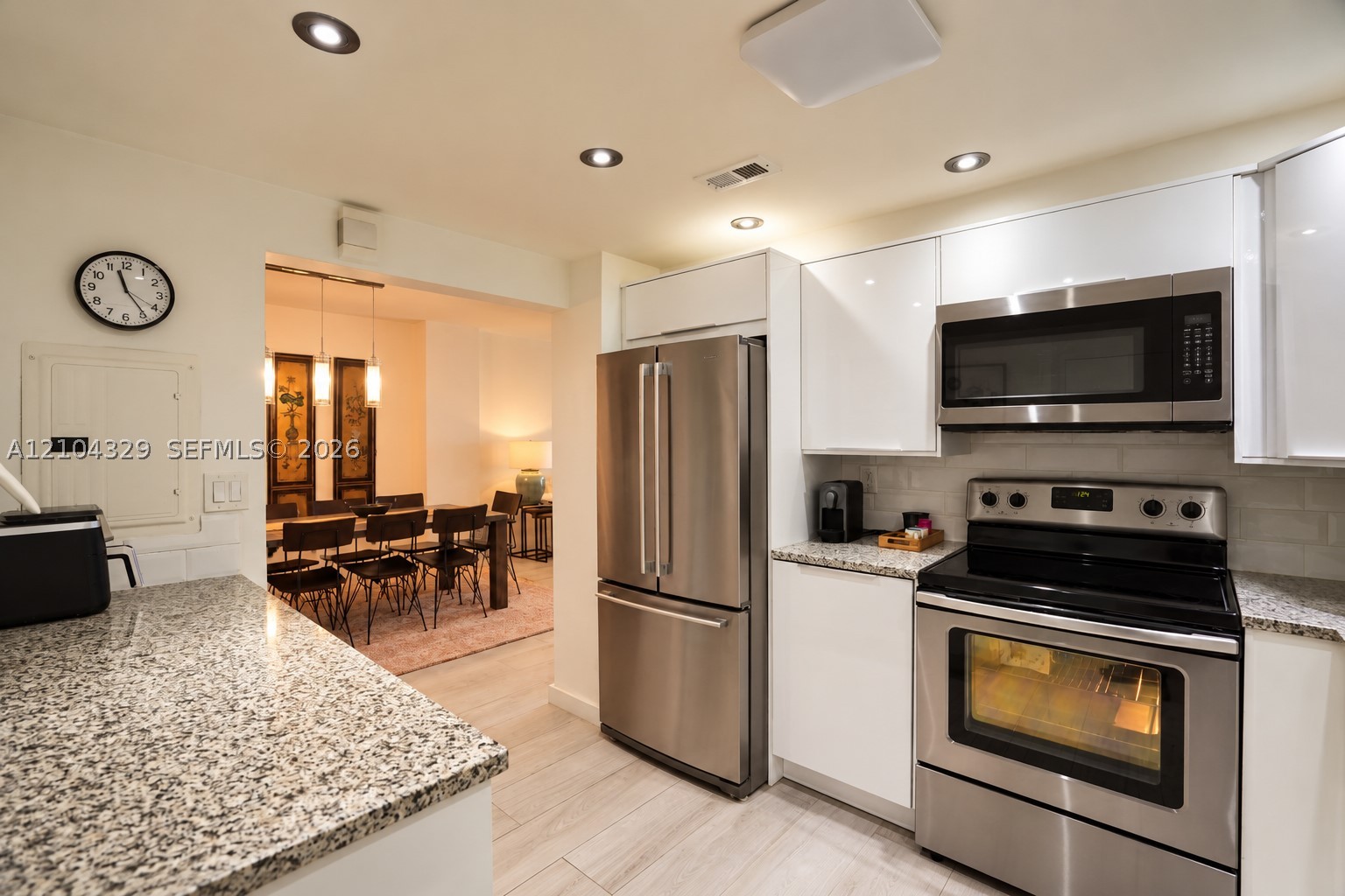 500 Bayview Dr #1123 Sunny Isles Beach, FL 33160