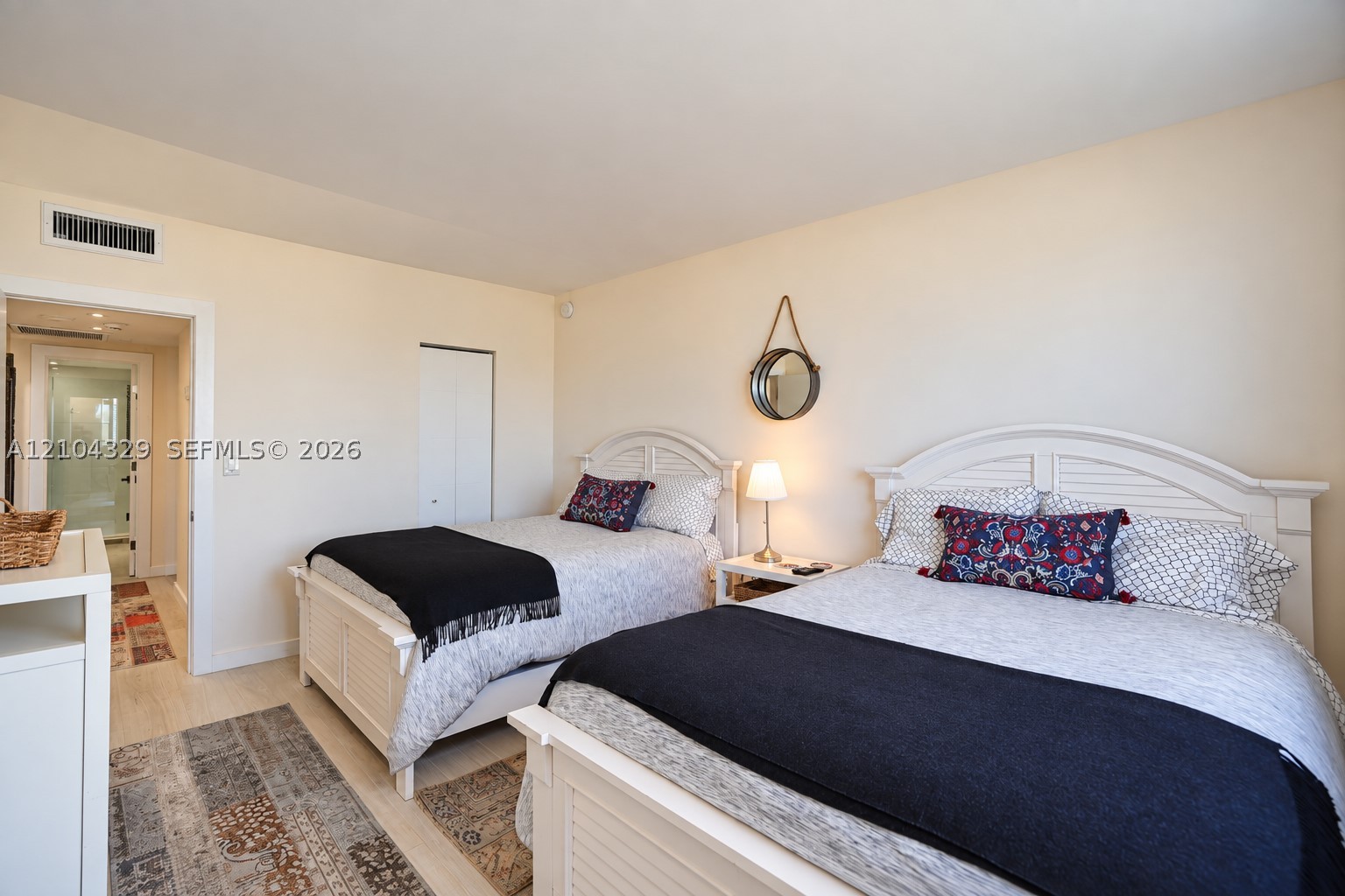 500 Bayview Dr #1123 Sunny Isles Beach, FL 33160