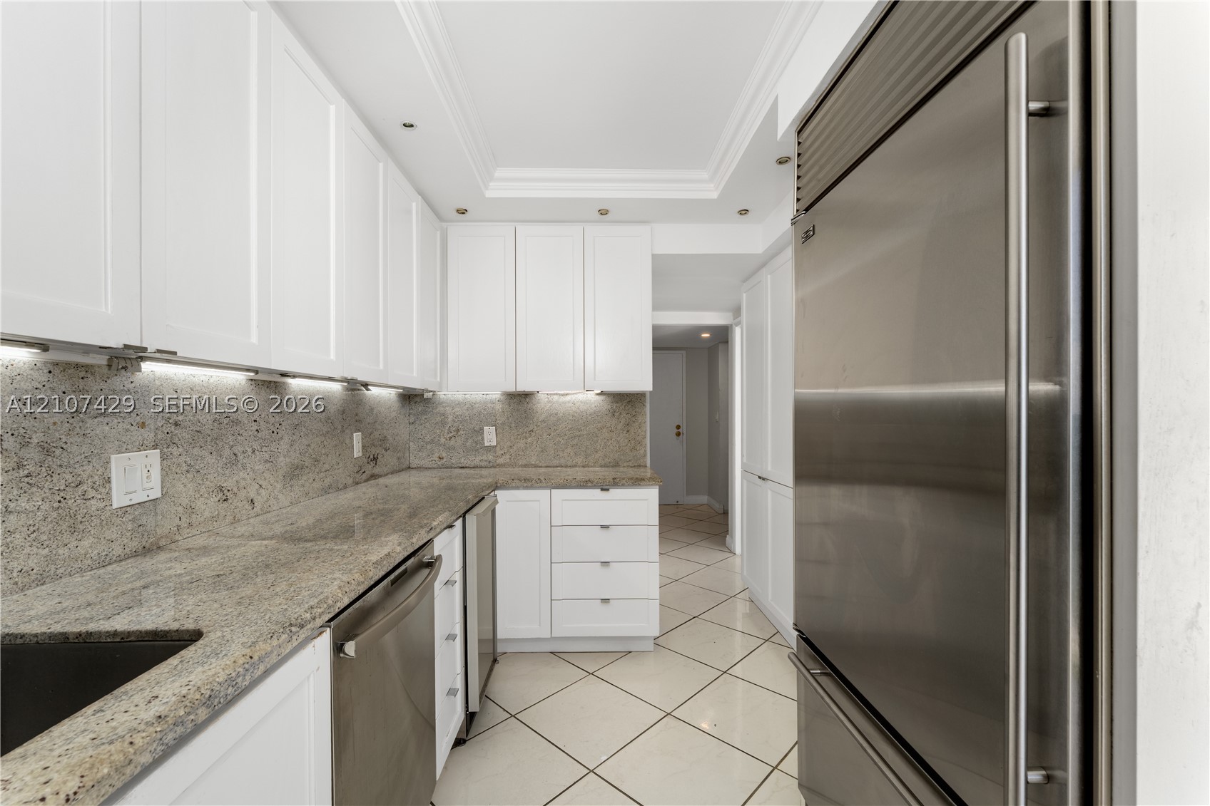 881 Ocean Dr #13H Key Biscayne, FL 33149