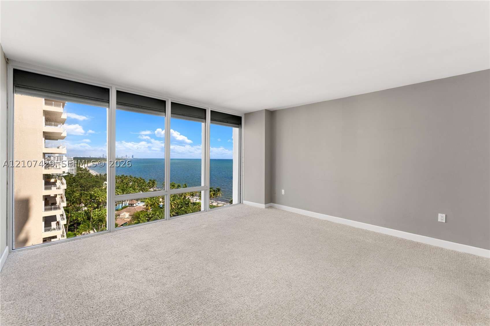881 Ocean Dr #13H Key Biscayne, FL 33149