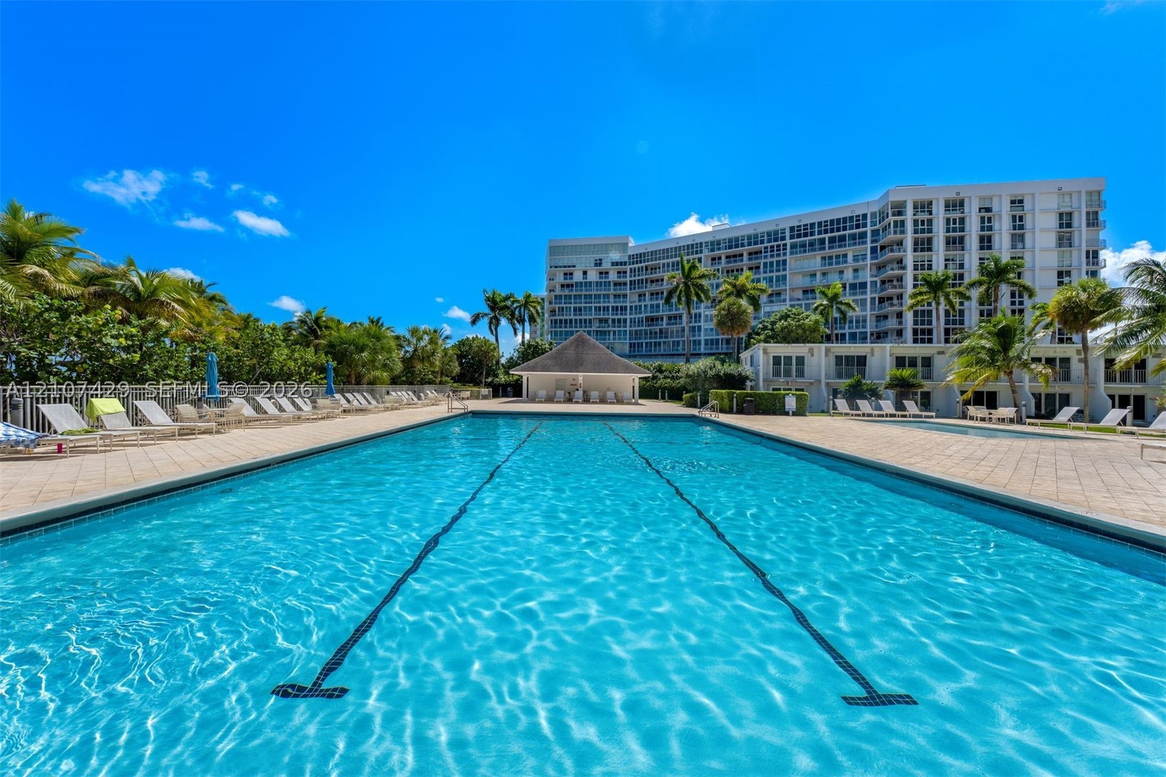 881 Ocean Dr #13H Key Biscayne, FL 33149