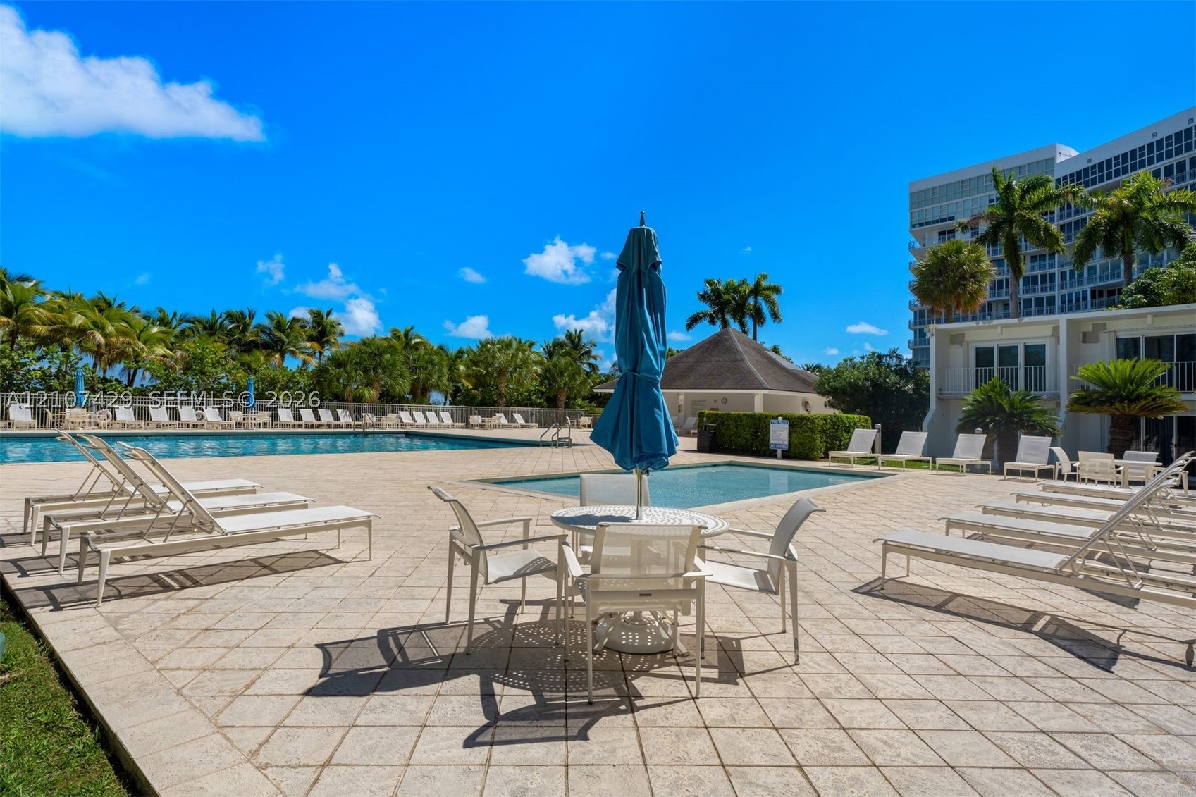 881 Ocean Dr #13H Key Biscayne, FL 33149