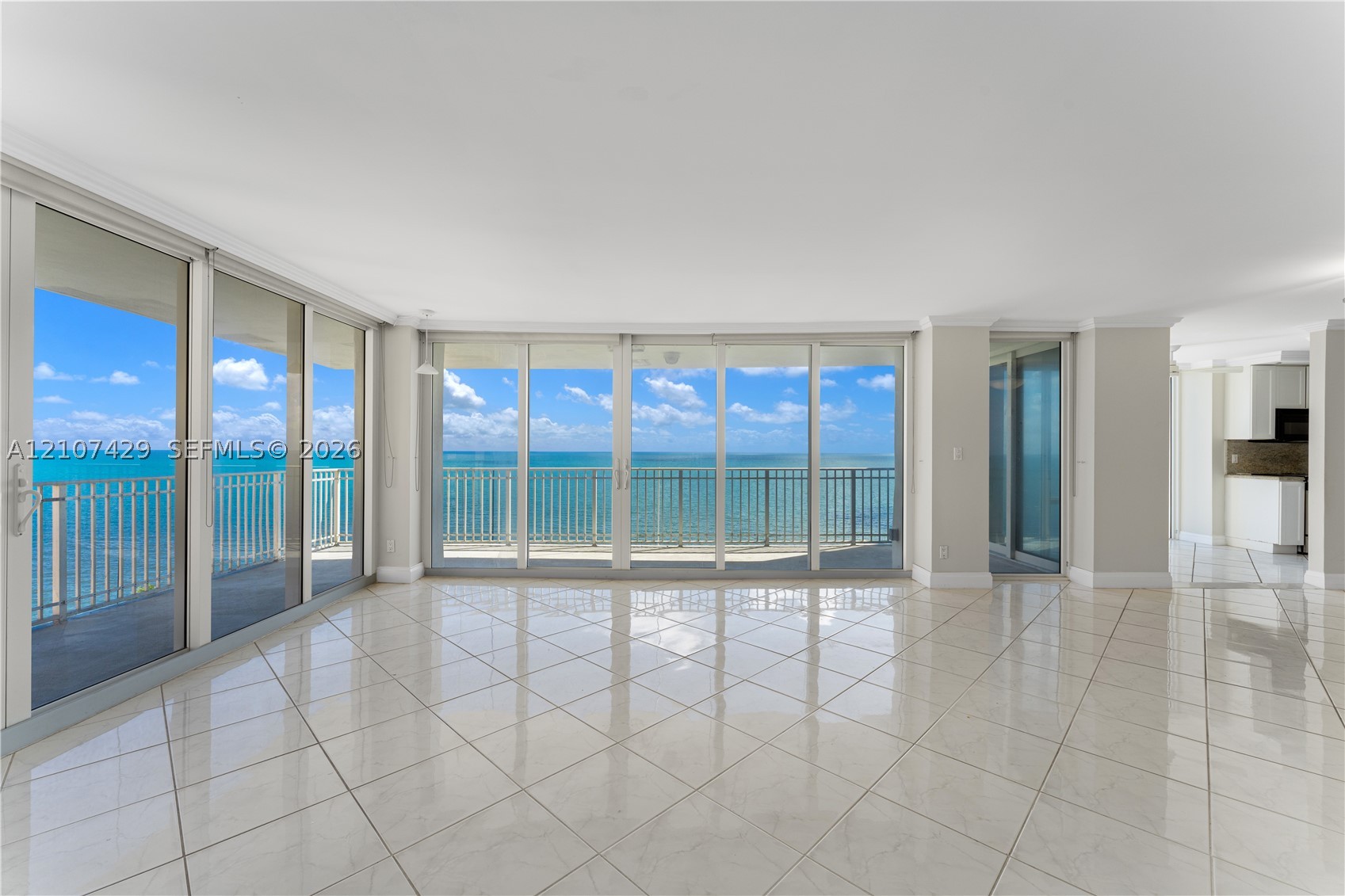 881 Ocean Dr #13H Key Biscayne, FL 33149
