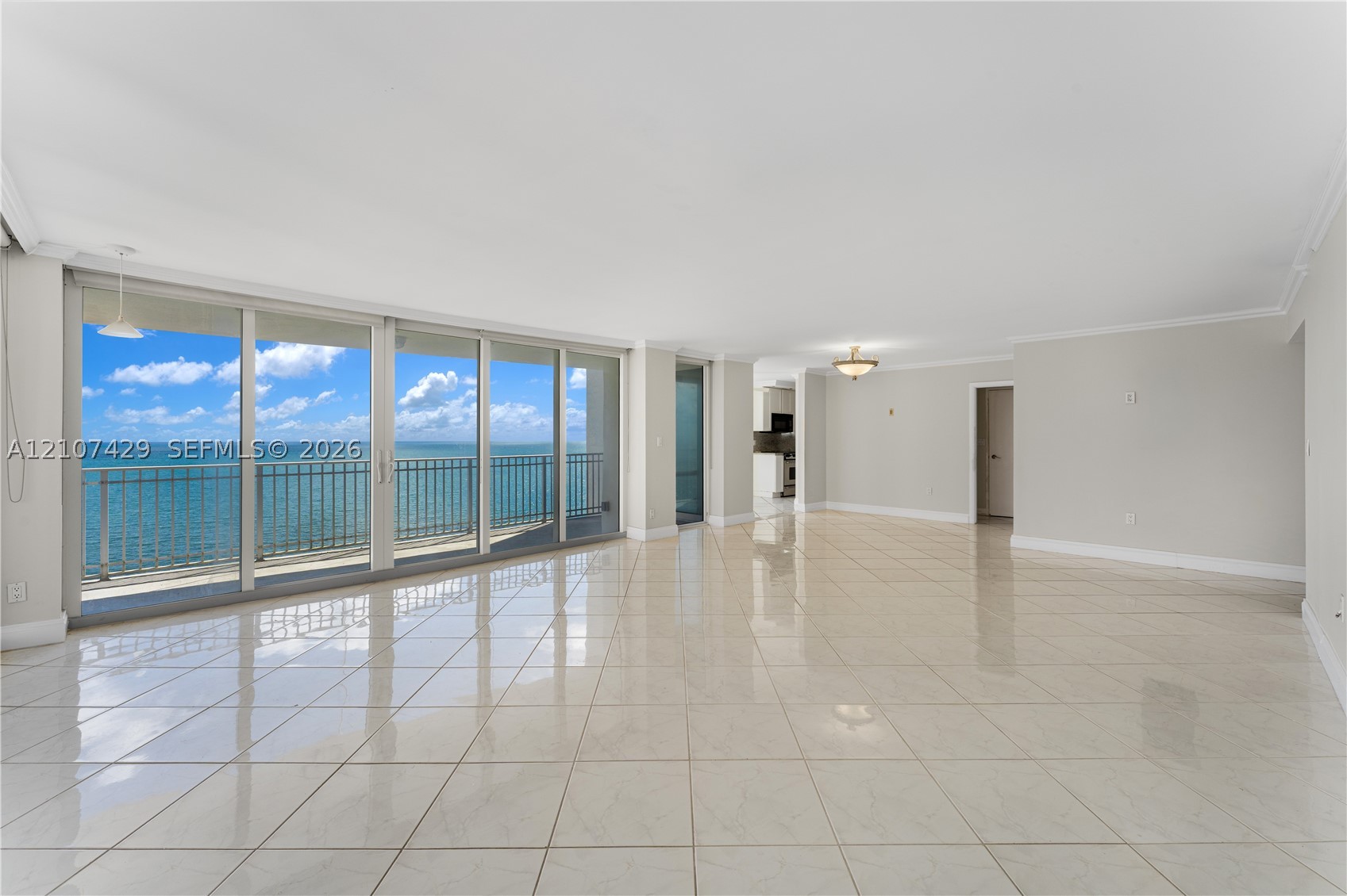881 Ocean Dr #13H Key Biscayne, FL 33149