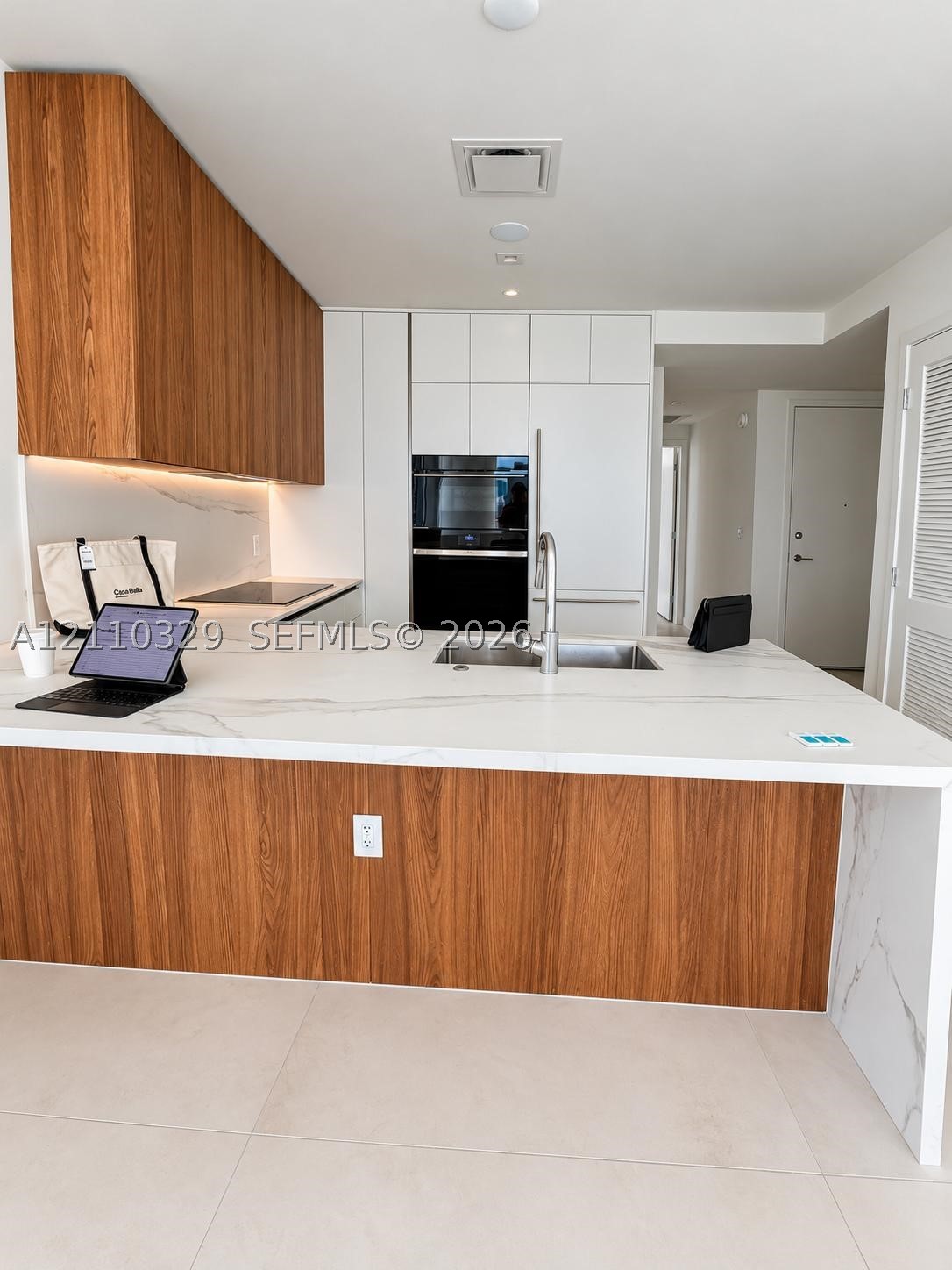 1400 Biscayne Blvd #3302 Miami, FL 33132