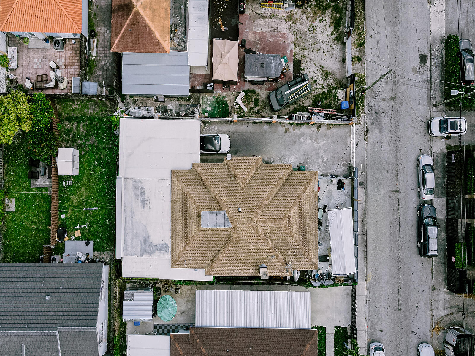 1757 NW 1st Miami, FL 33125