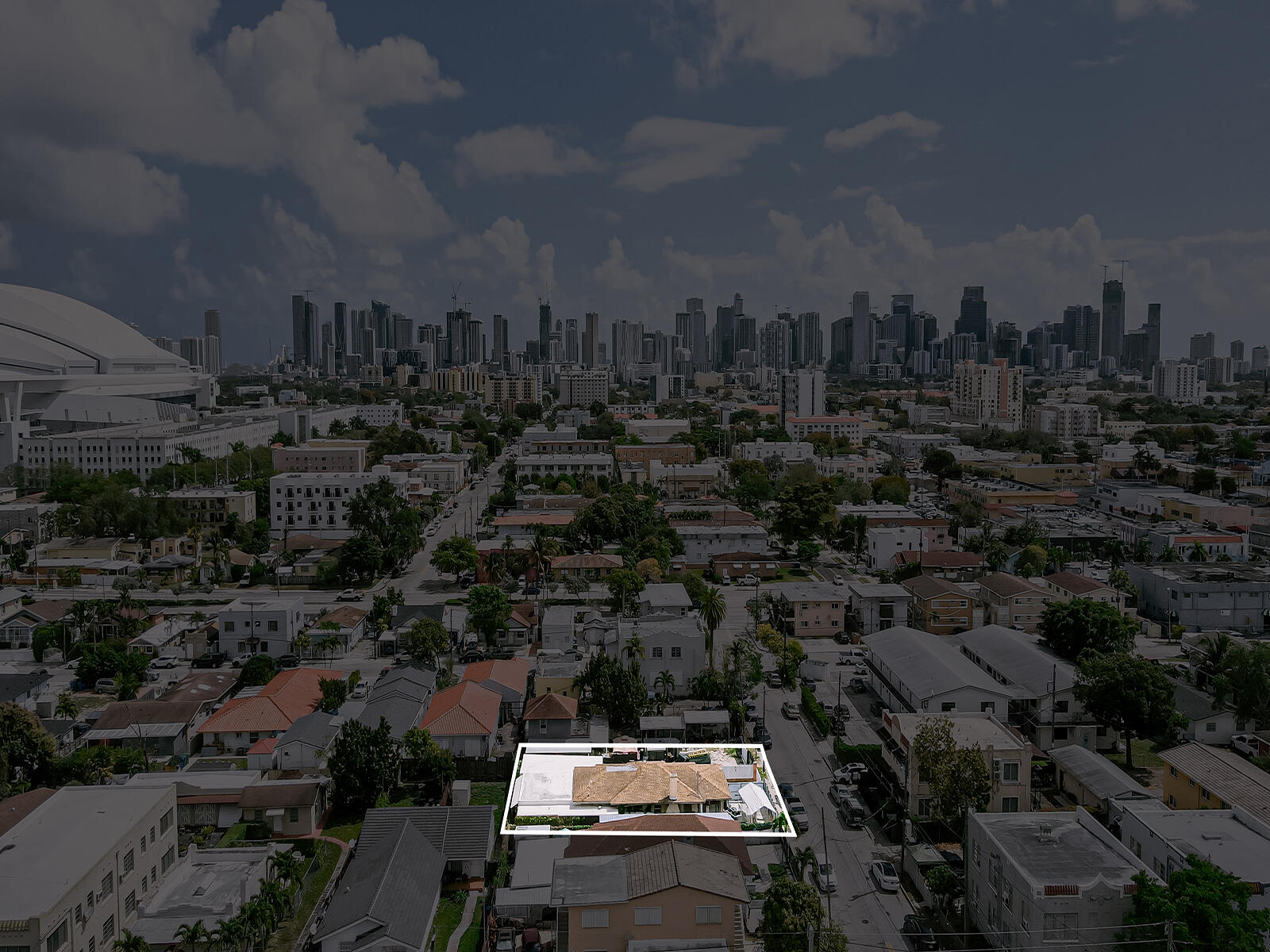 1757 NW 1st Miami, FL 33125