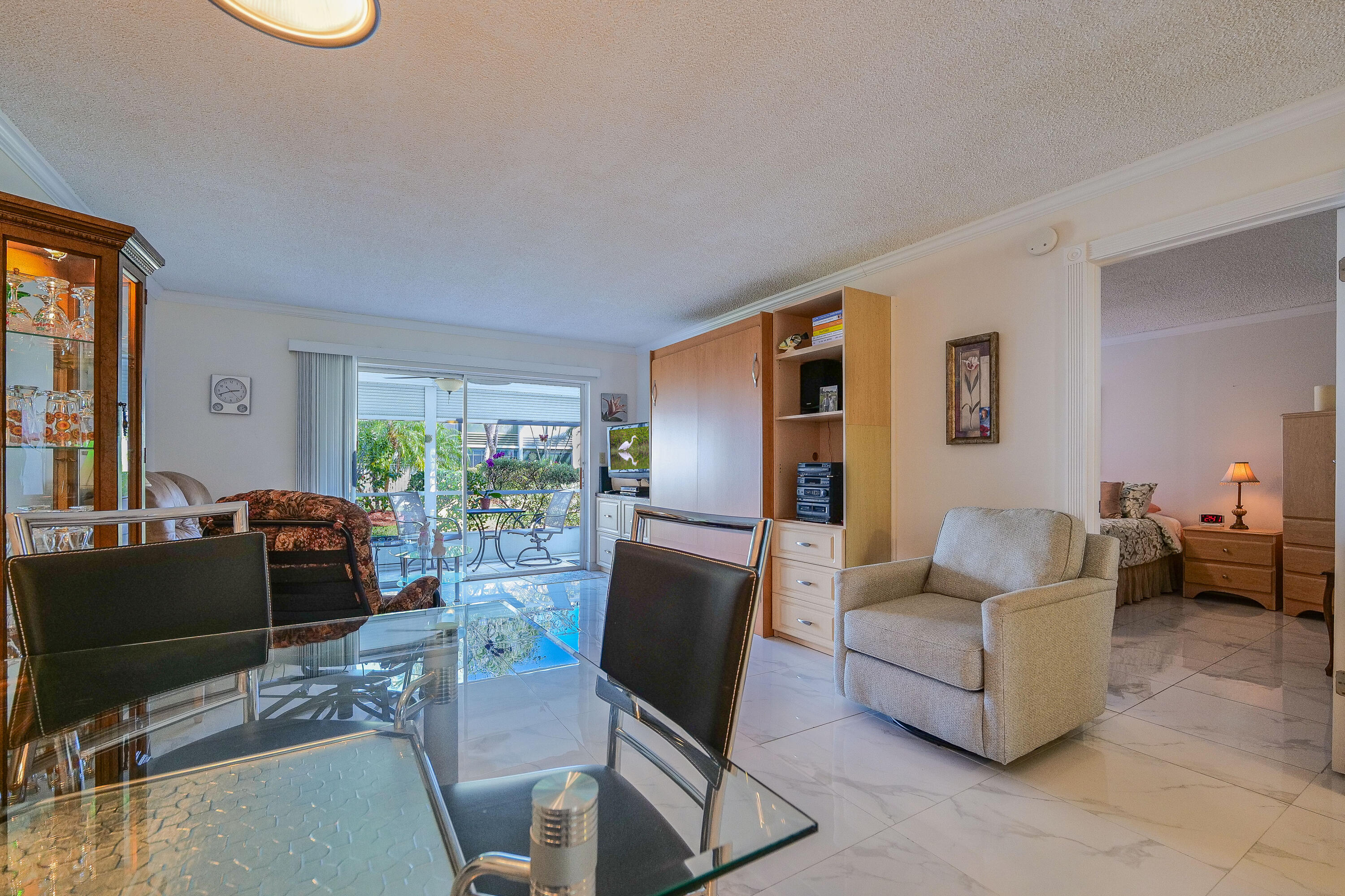 3531 Inverrary #105 Lauderhill, FL 33319