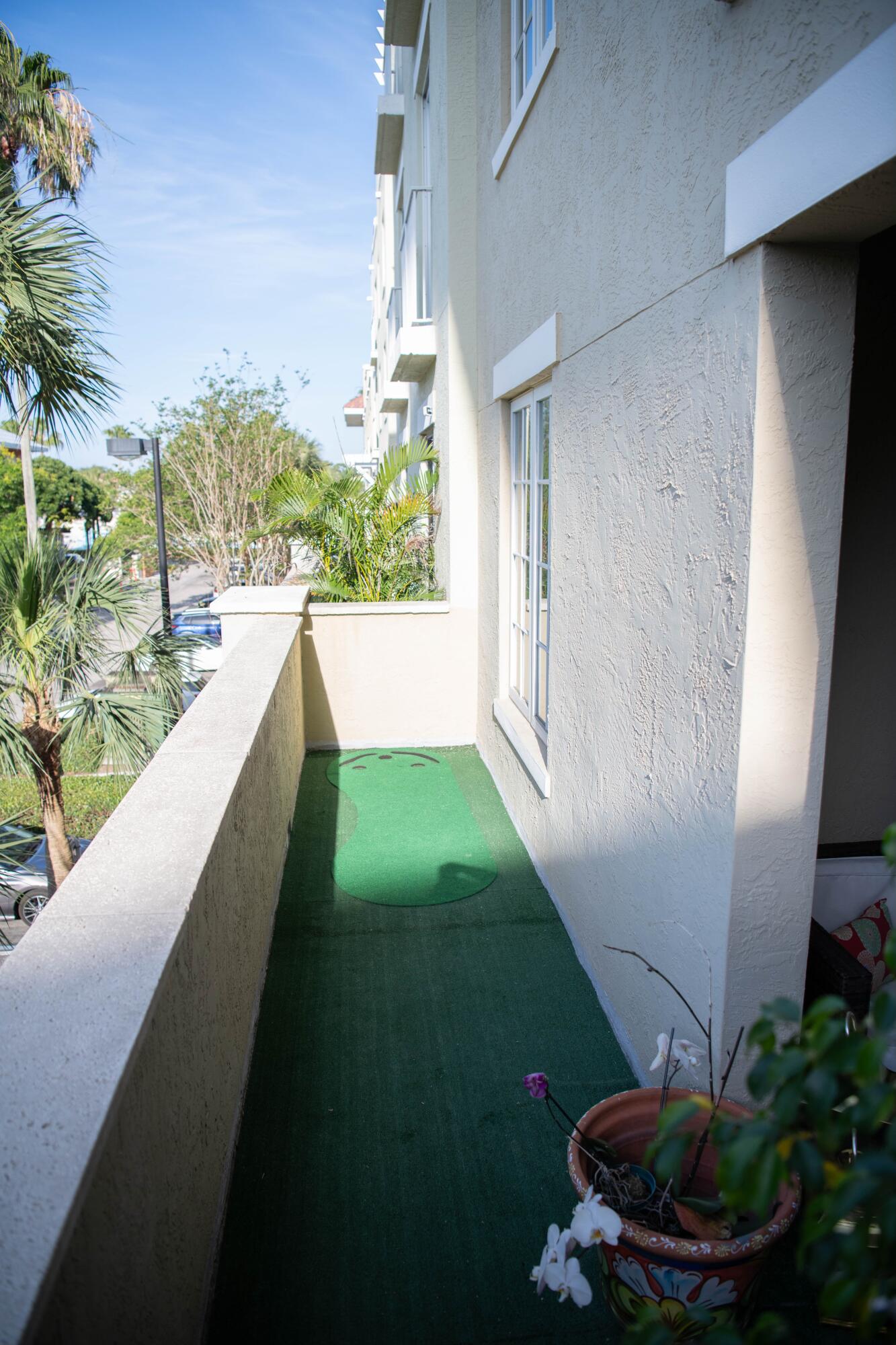 1203 Town Ctr #215 Jupiter, FL 33458