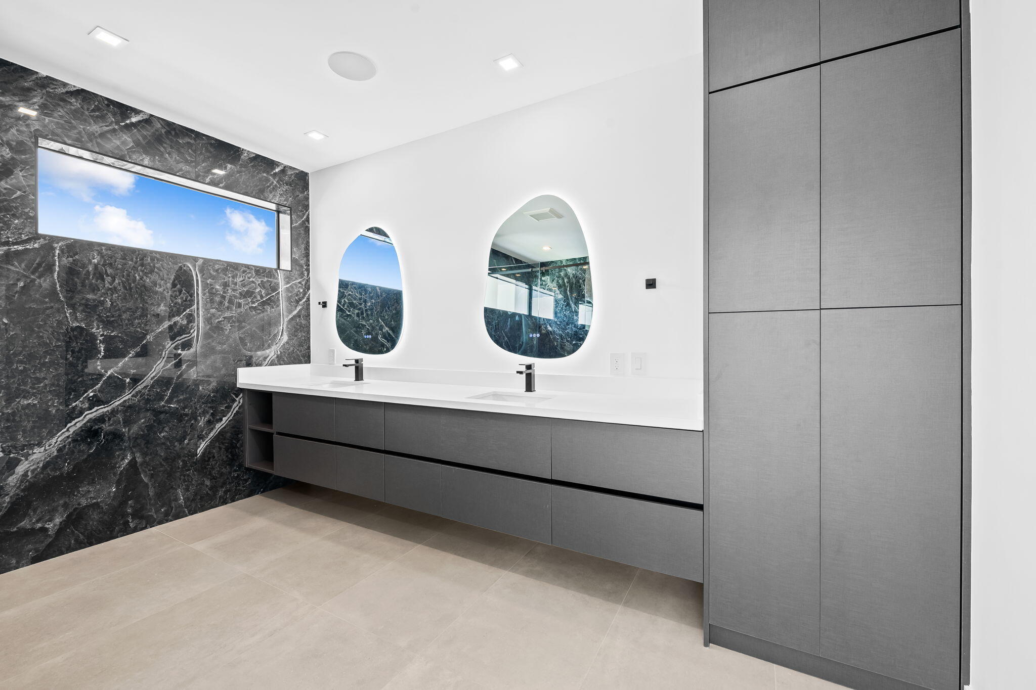 2324 SW 26th Miami, FL 33133