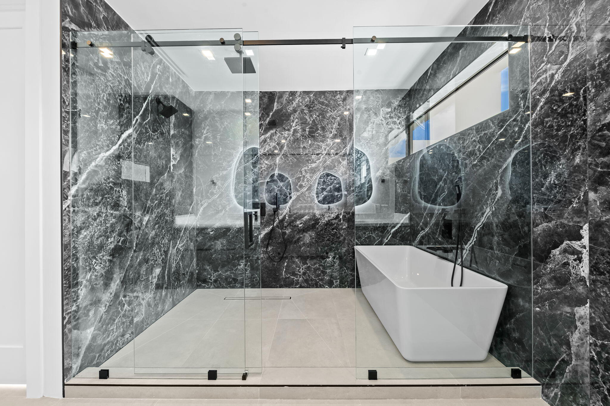 2324 SW 26th Miami, FL 33133