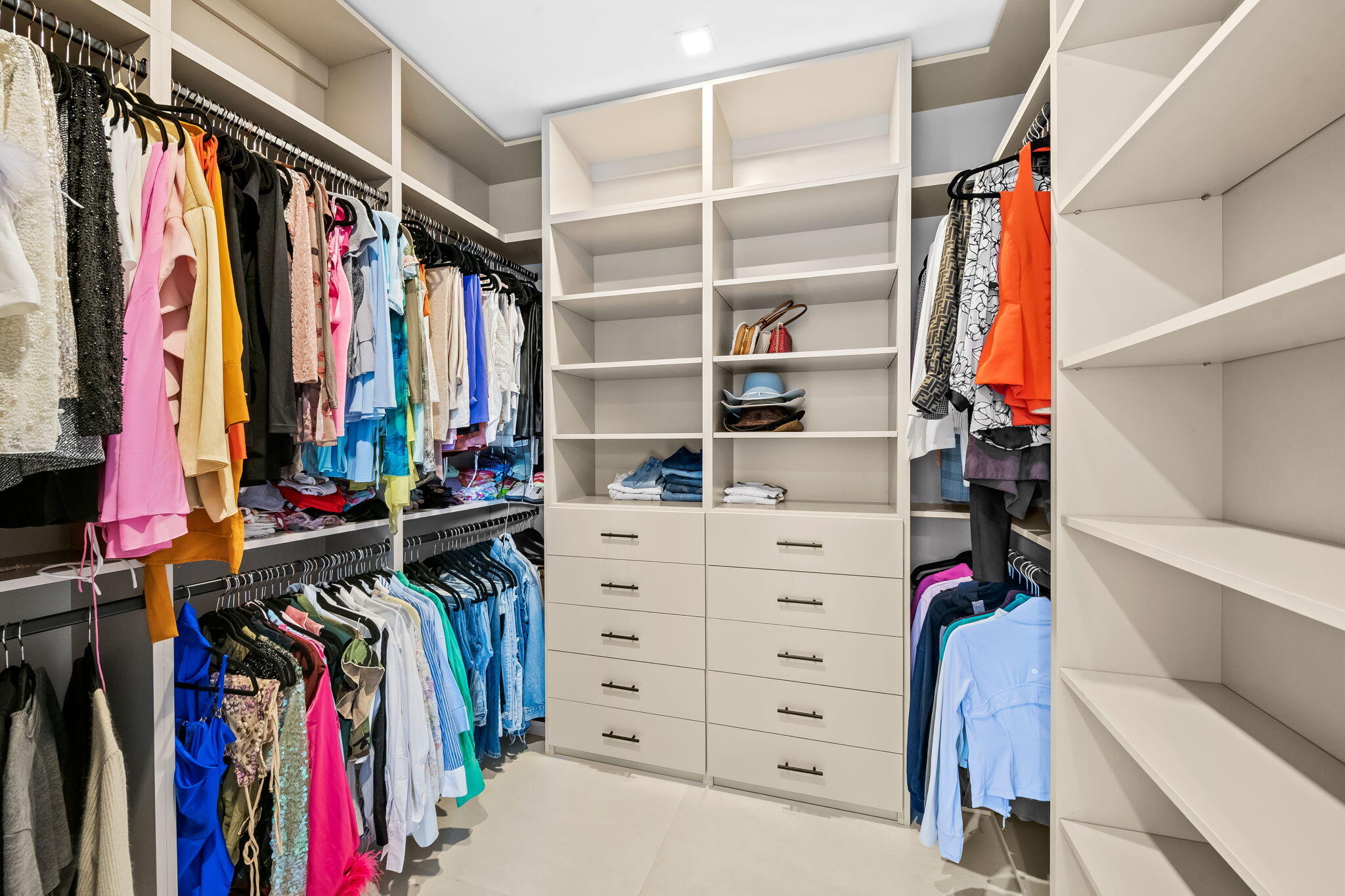 2324 SW 26th Miami, FL 33133