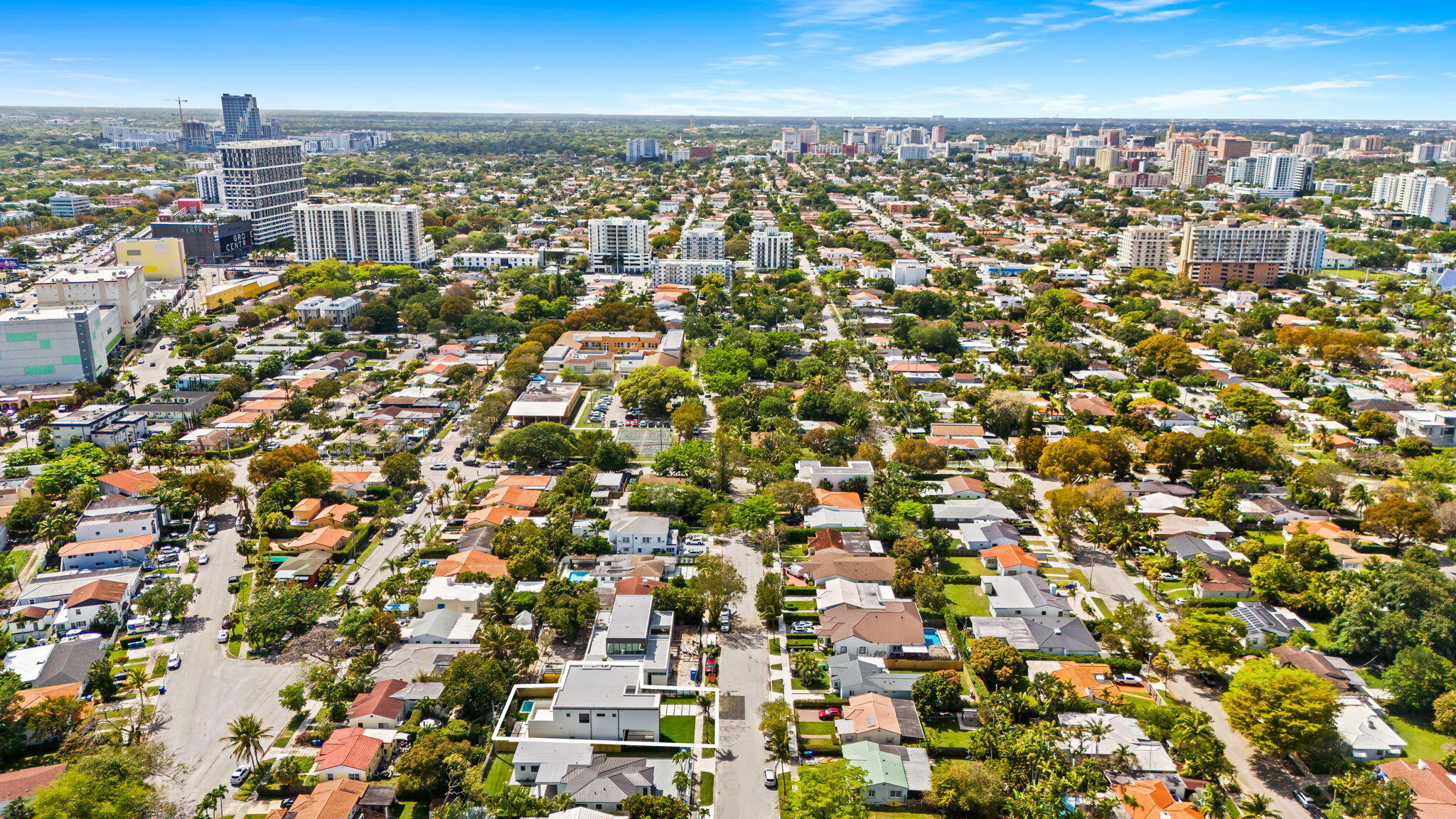 2324 SW 26th Miami, FL 33133