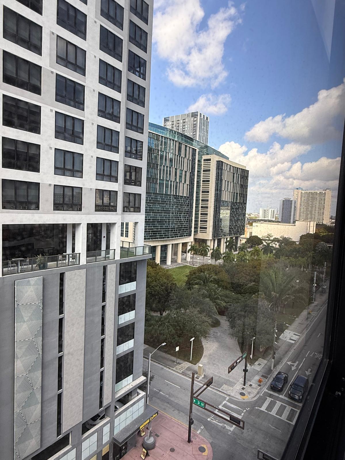 225 N Miami #910 Miami, FL 33128