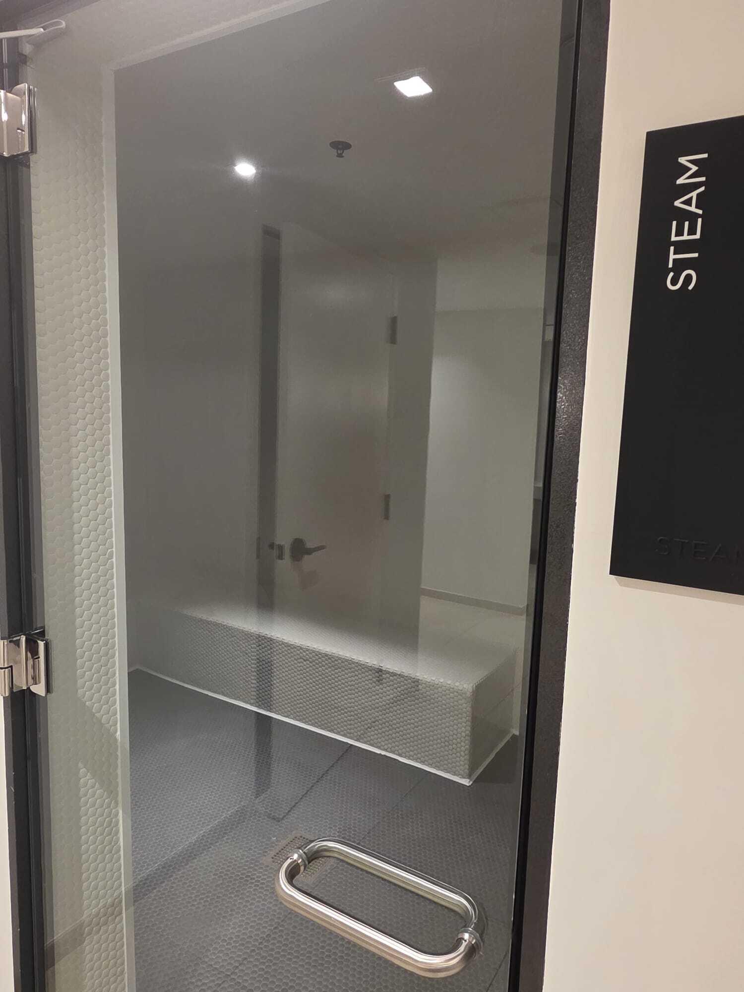 225 N Miami #910 Miami, FL 33128