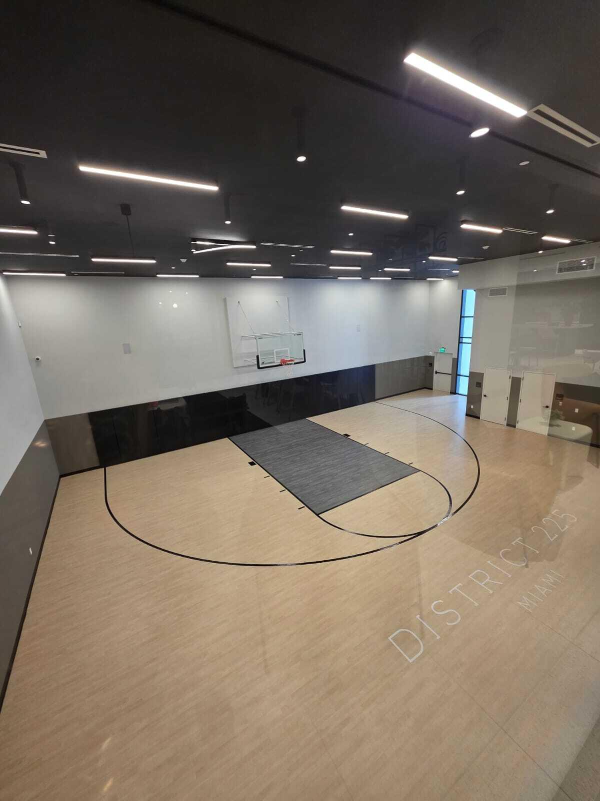 225 N Miami #910 Miami, FL 33128