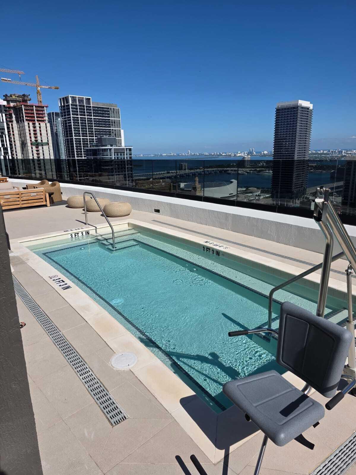 225 N Miami #910 Miami, FL 33128