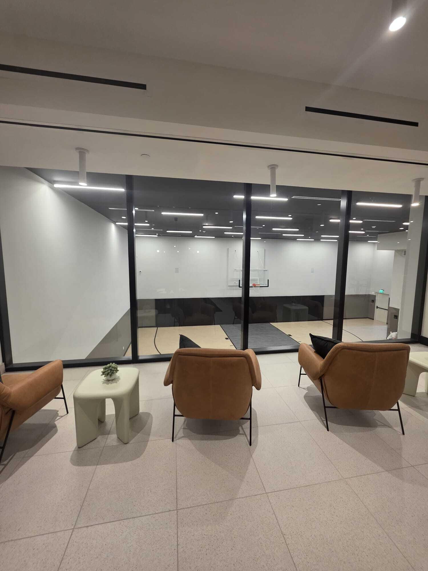 225 N Miami #910 Miami, FL 33128