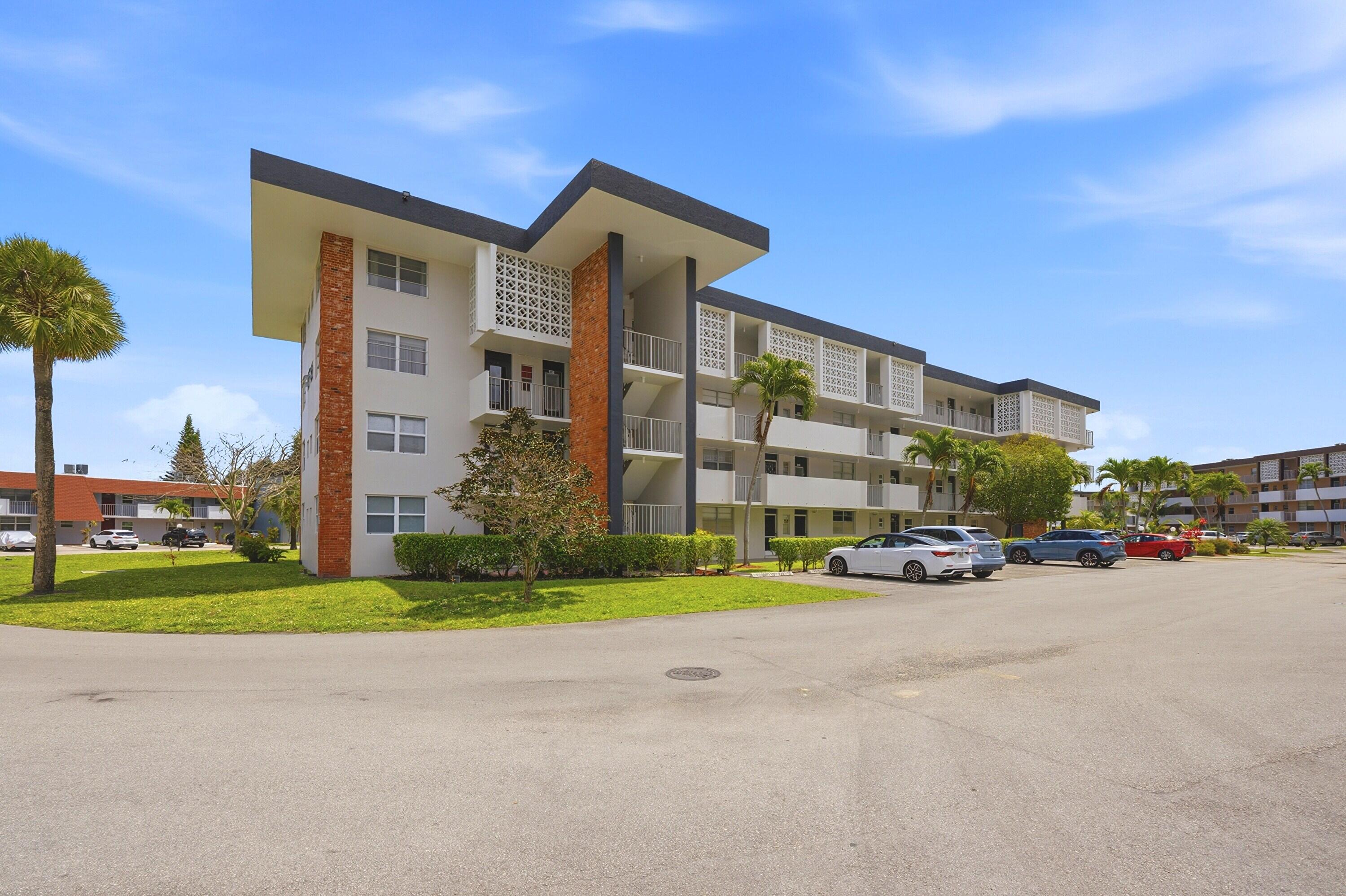 2991 NW 46th #303