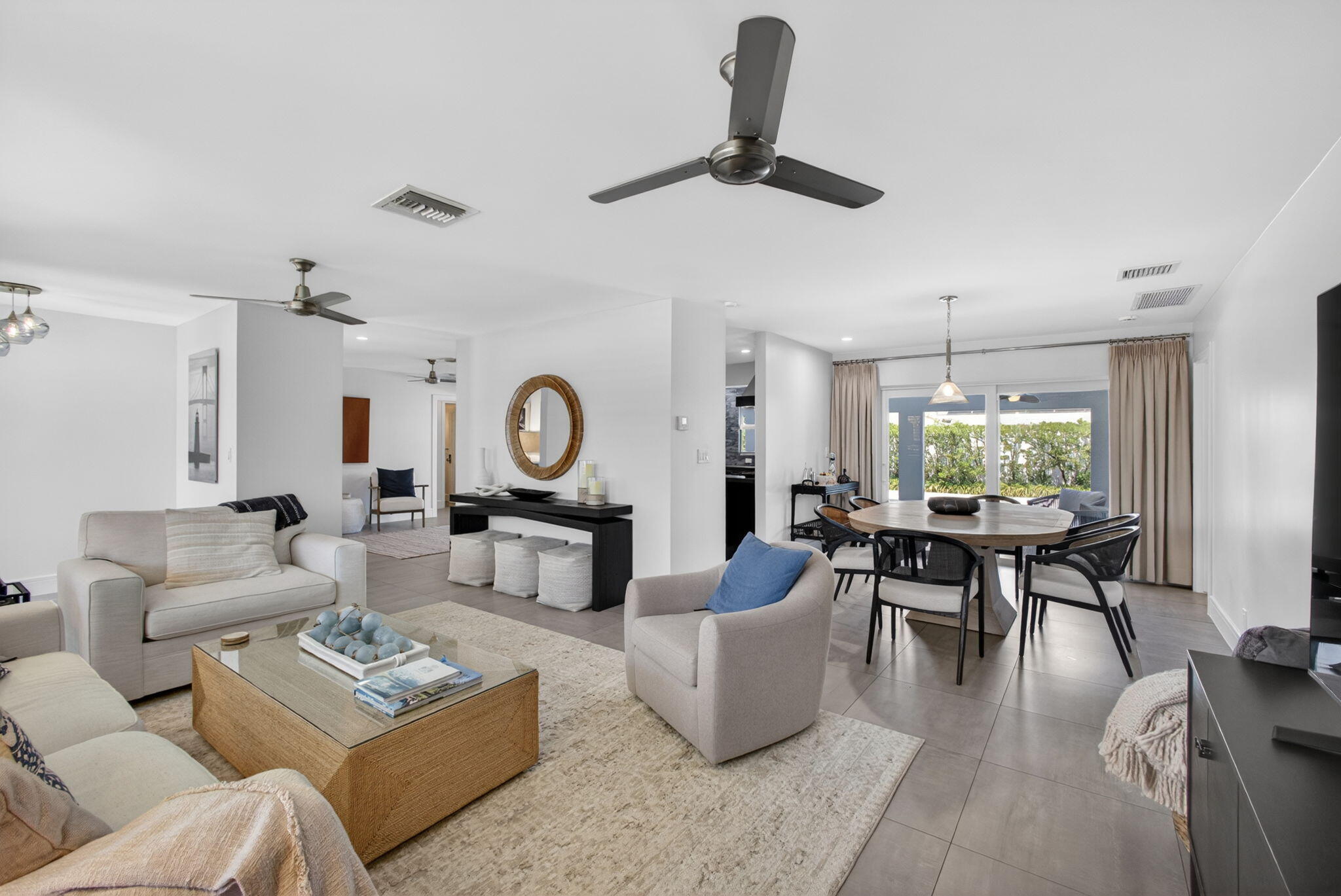 1160 Coral Singer Island, FL 33404