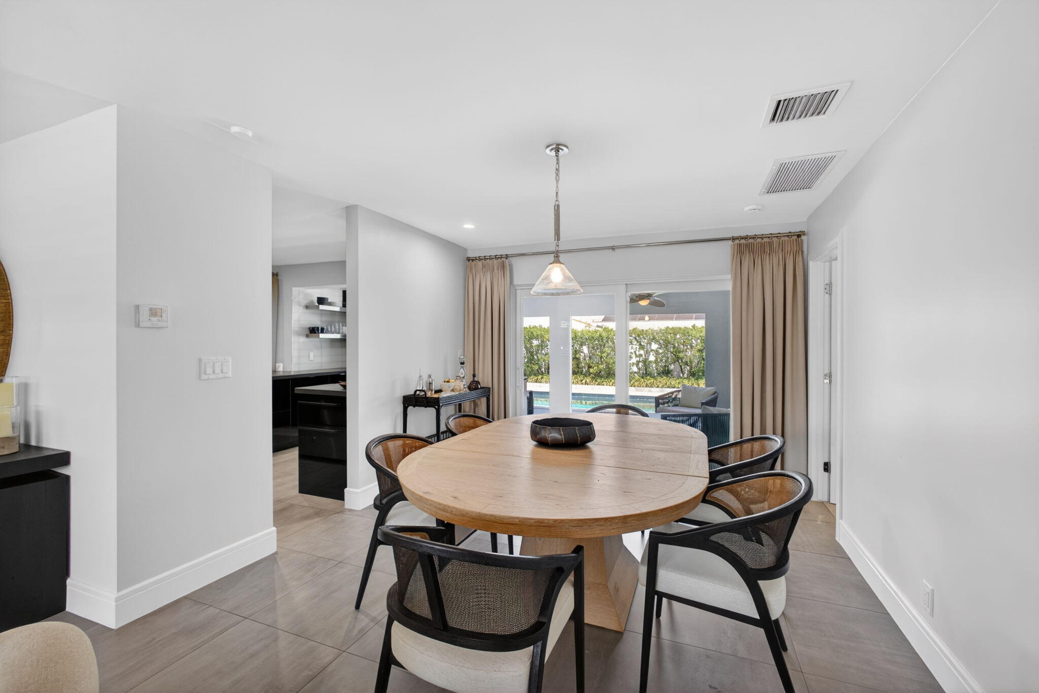 1160 Coral Singer Island, FL 33404