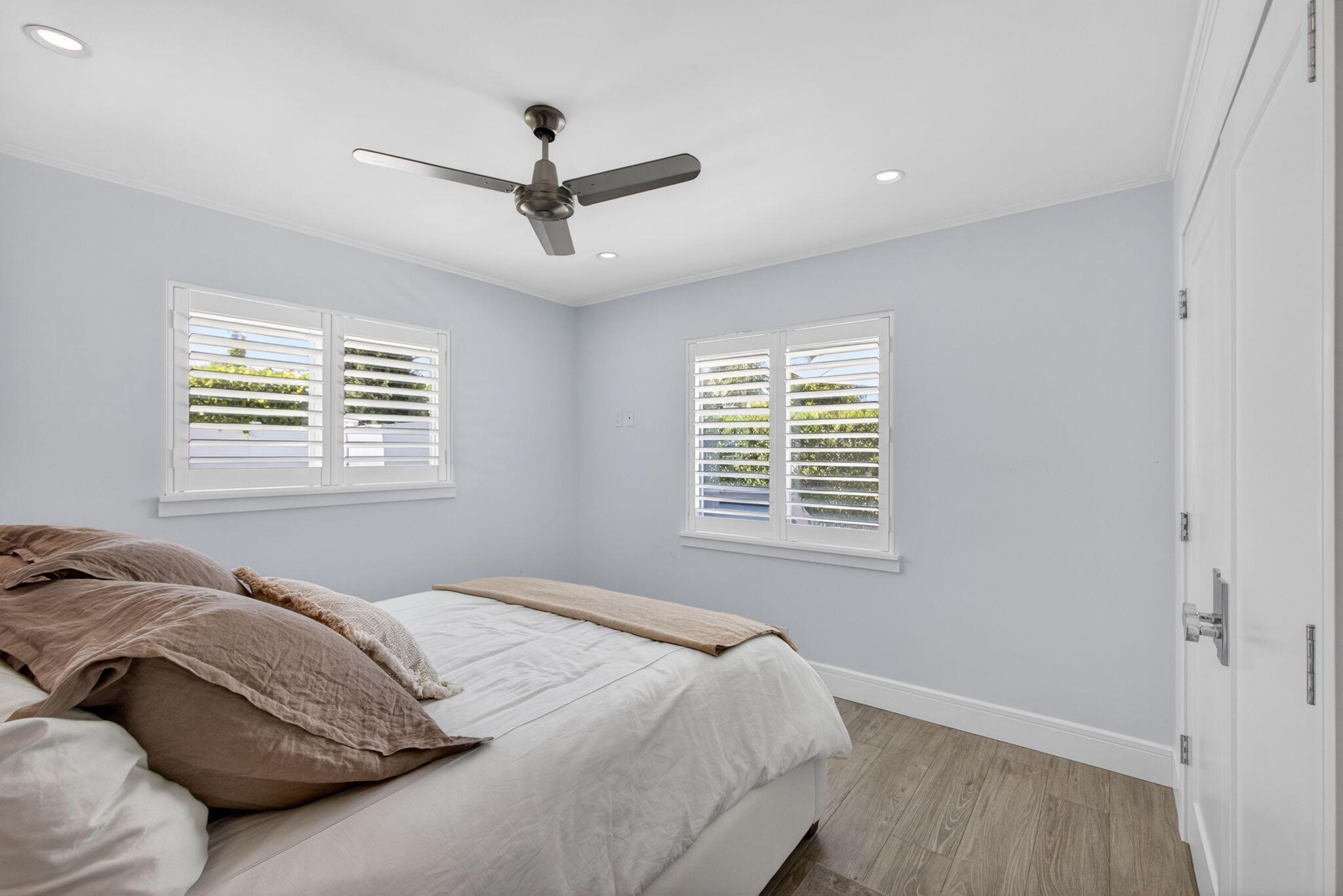 1160 Coral Singer Island, FL 33404