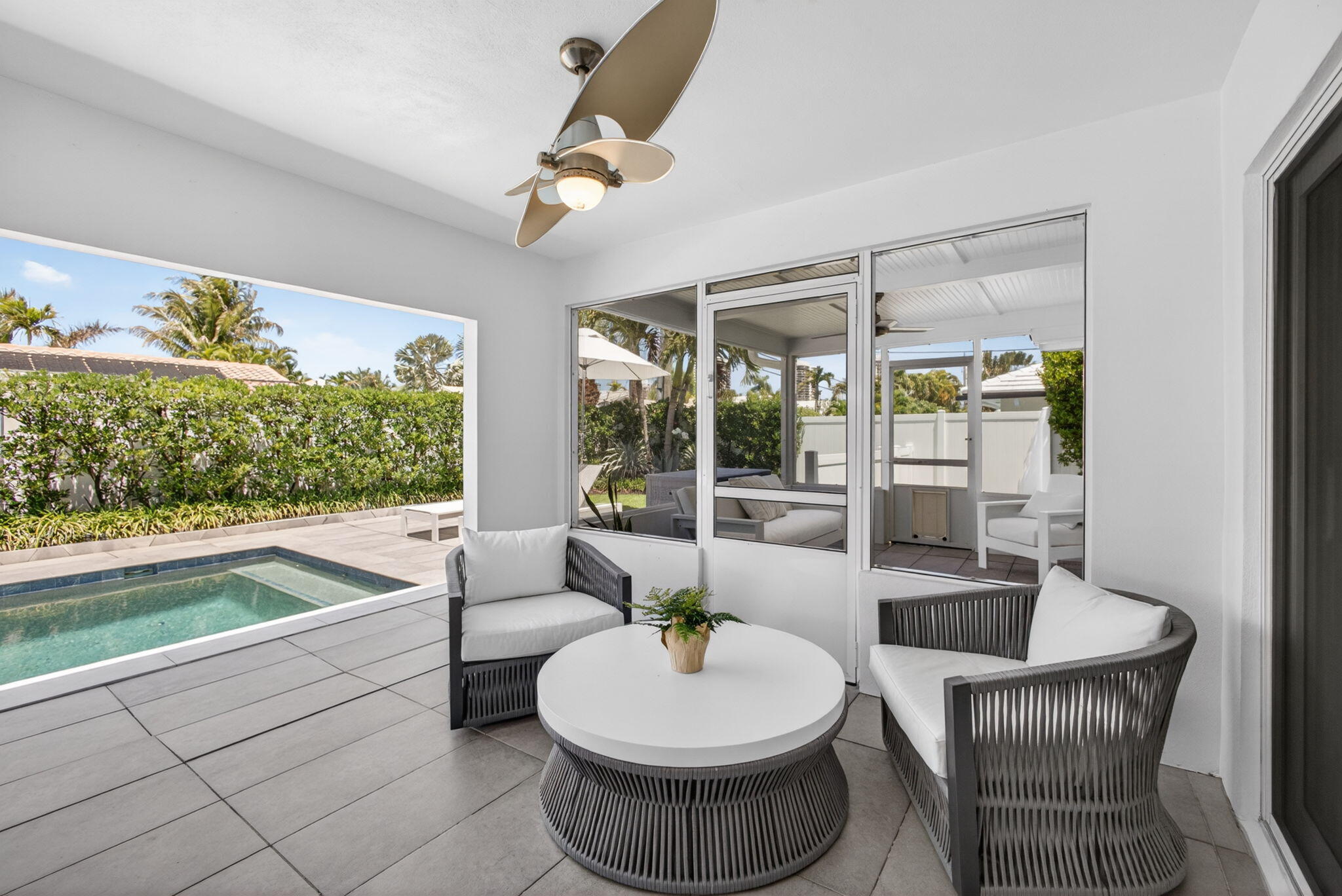 1160 Coral Singer Island, FL 33404