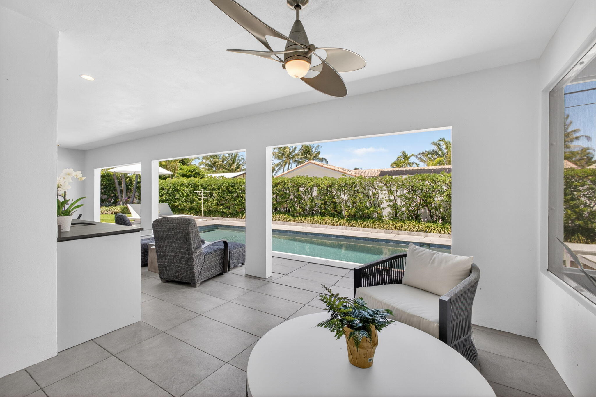 1160 Coral Singer Island, FL 33404