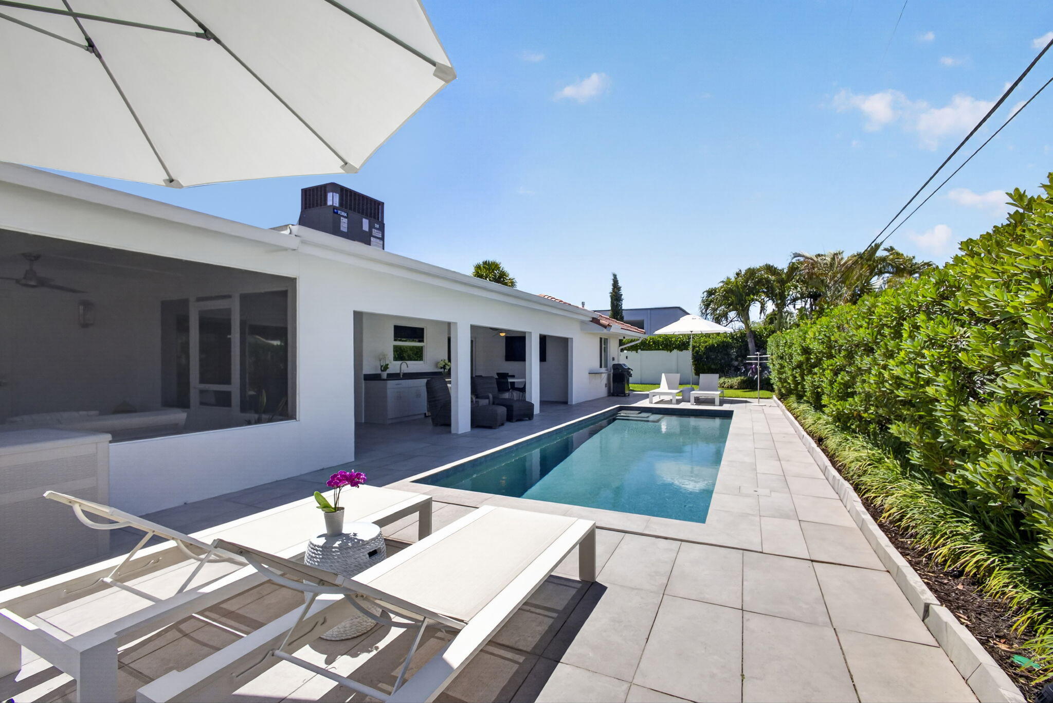 1160 Coral Singer Island, FL 33404