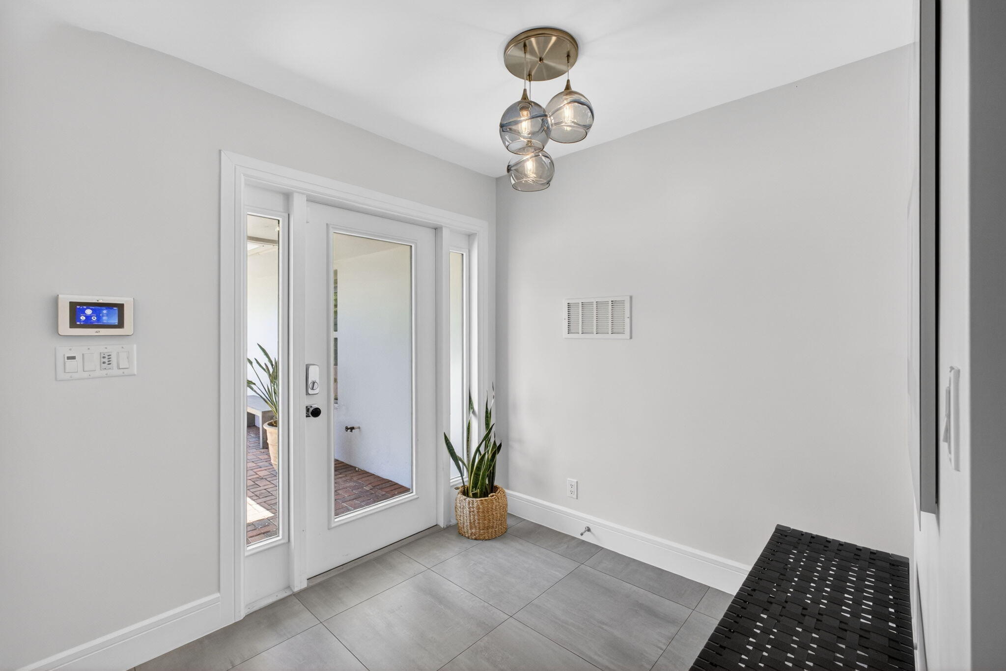 1160 Coral Singer Island, FL 33404