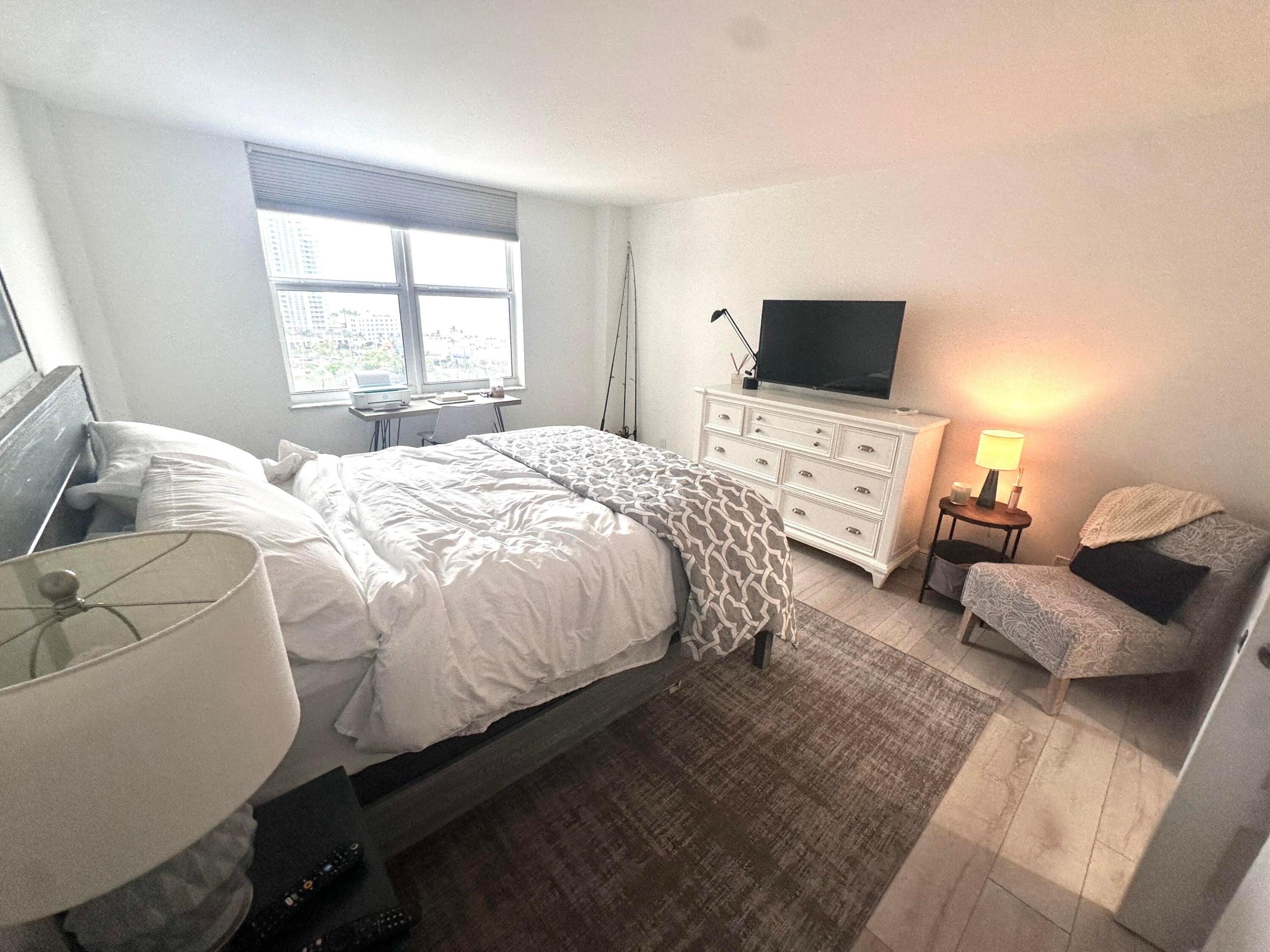 1 Las Olas #1211 Fort Lauderdale, FL 33316