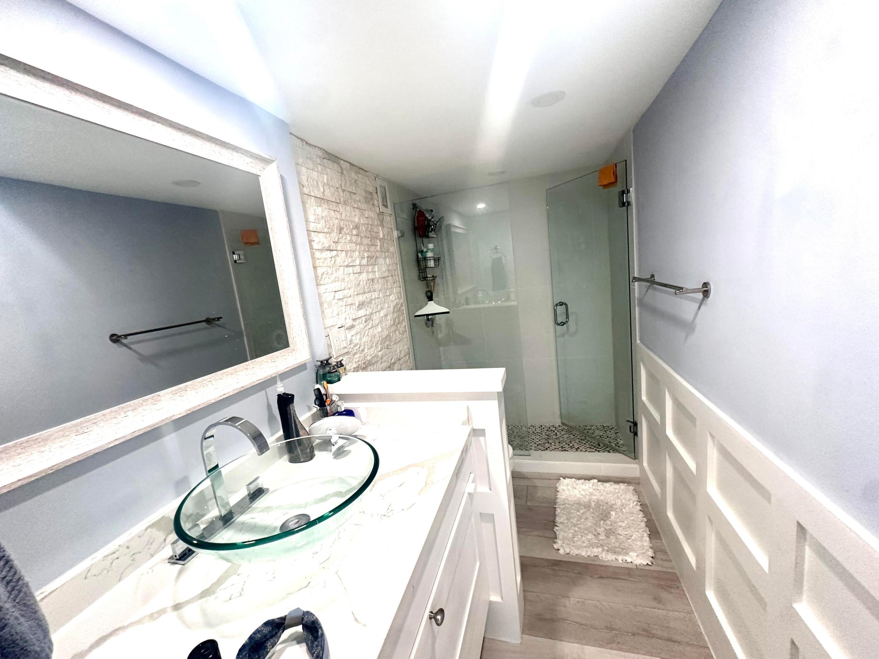 1 Las Olas #1211 Fort Lauderdale, FL 33316