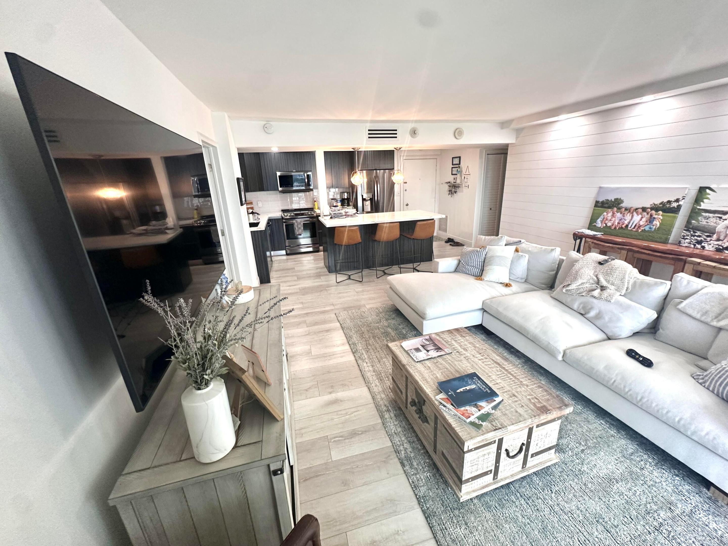 1 Las Olas #1211 Fort Lauderdale, FL 33316