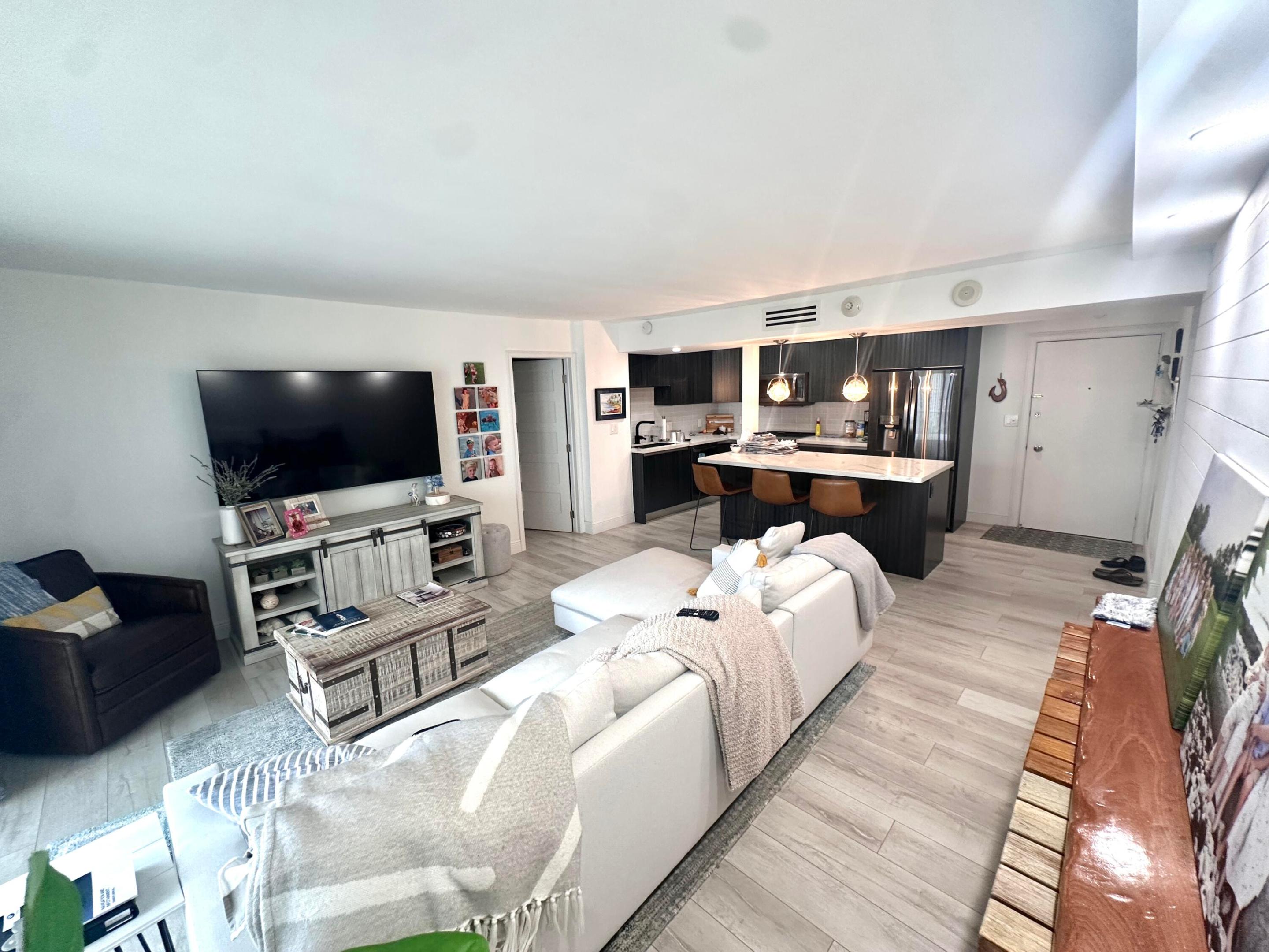 1 Las Olas #1211 Fort Lauderdale, FL 33316