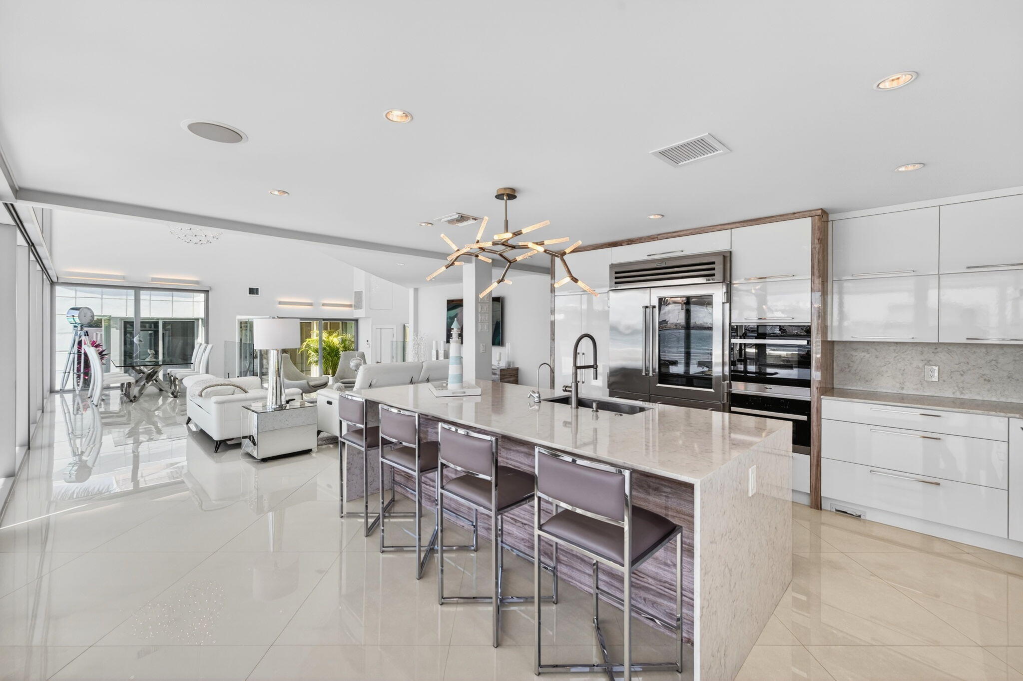 2200 Inlet Fort Lauderdale, FL 33316