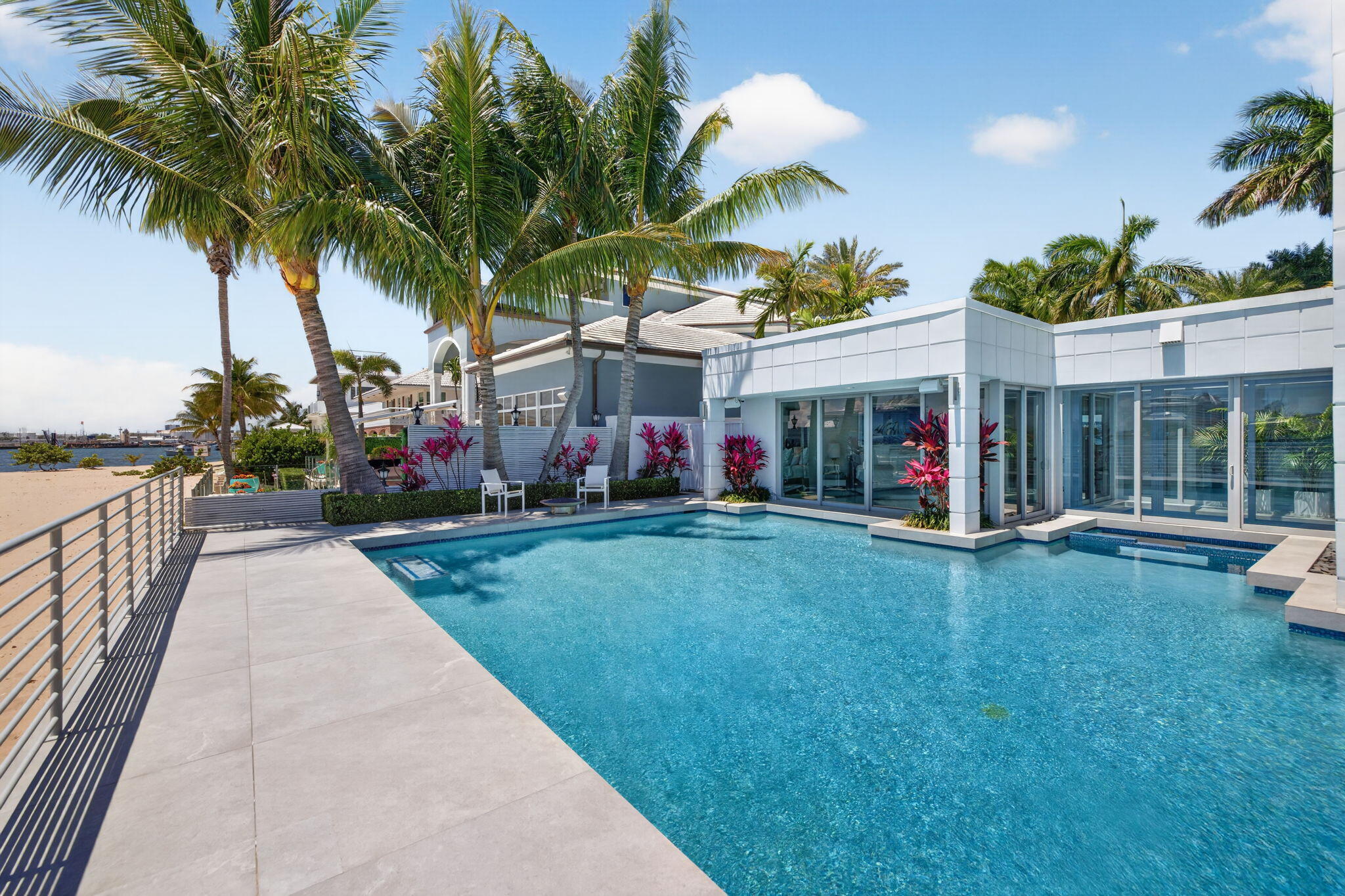 2200 Inlet Fort Lauderdale, FL 33316