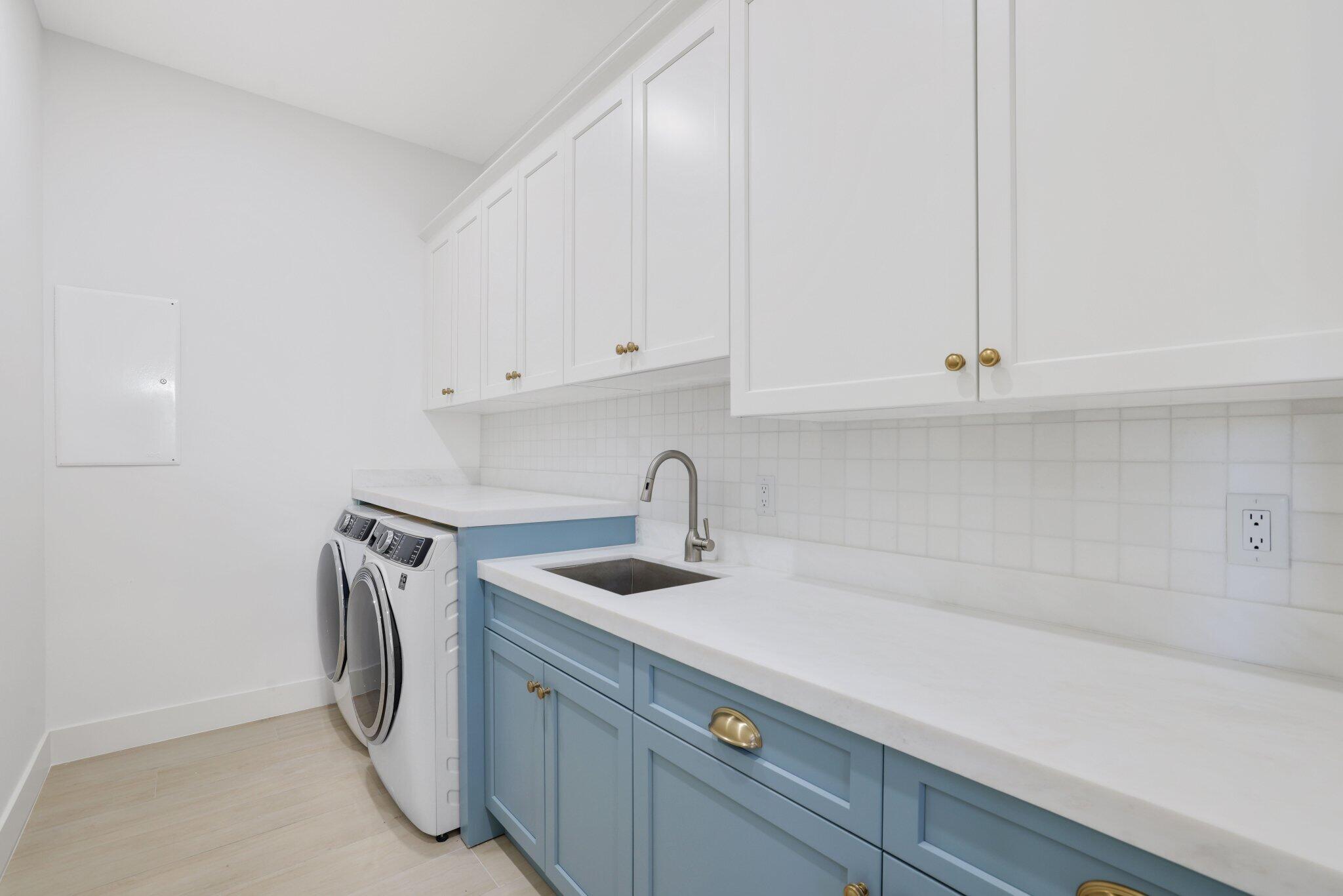 309 Claremont West Palm Beach, FL 33404