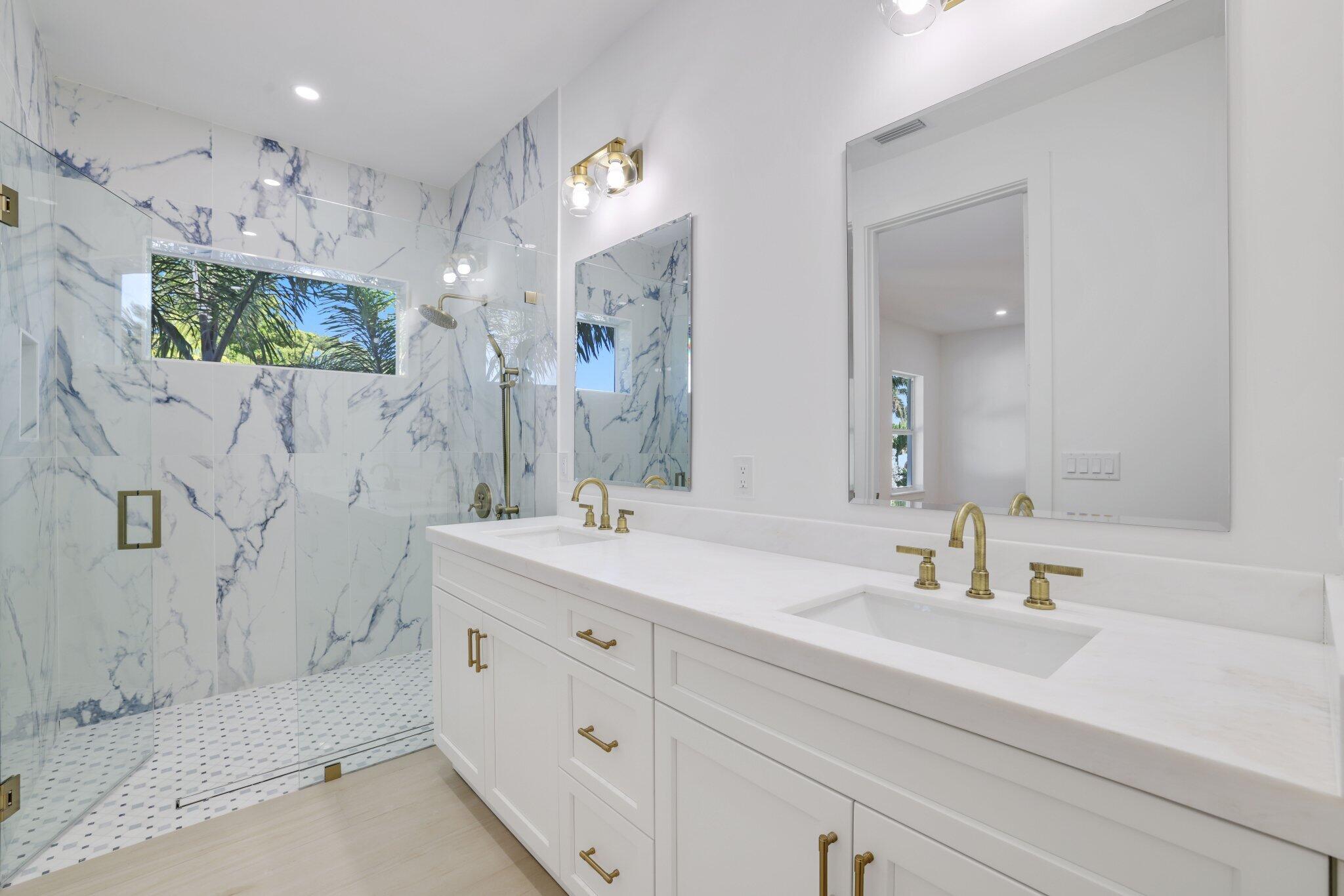 309 Claremont West Palm Beach, FL 33404