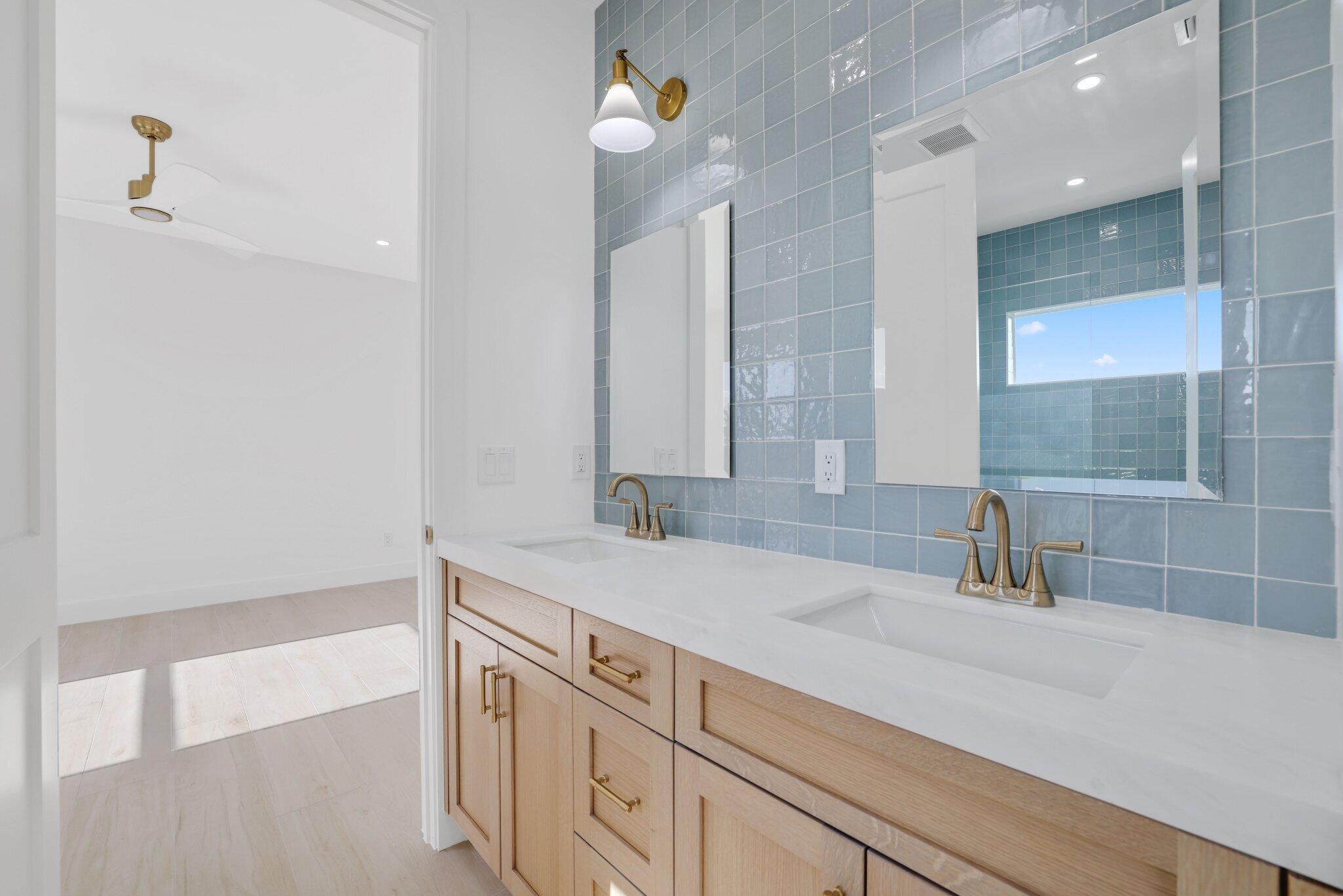 309 Claremont West Palm Beach, FL 33404