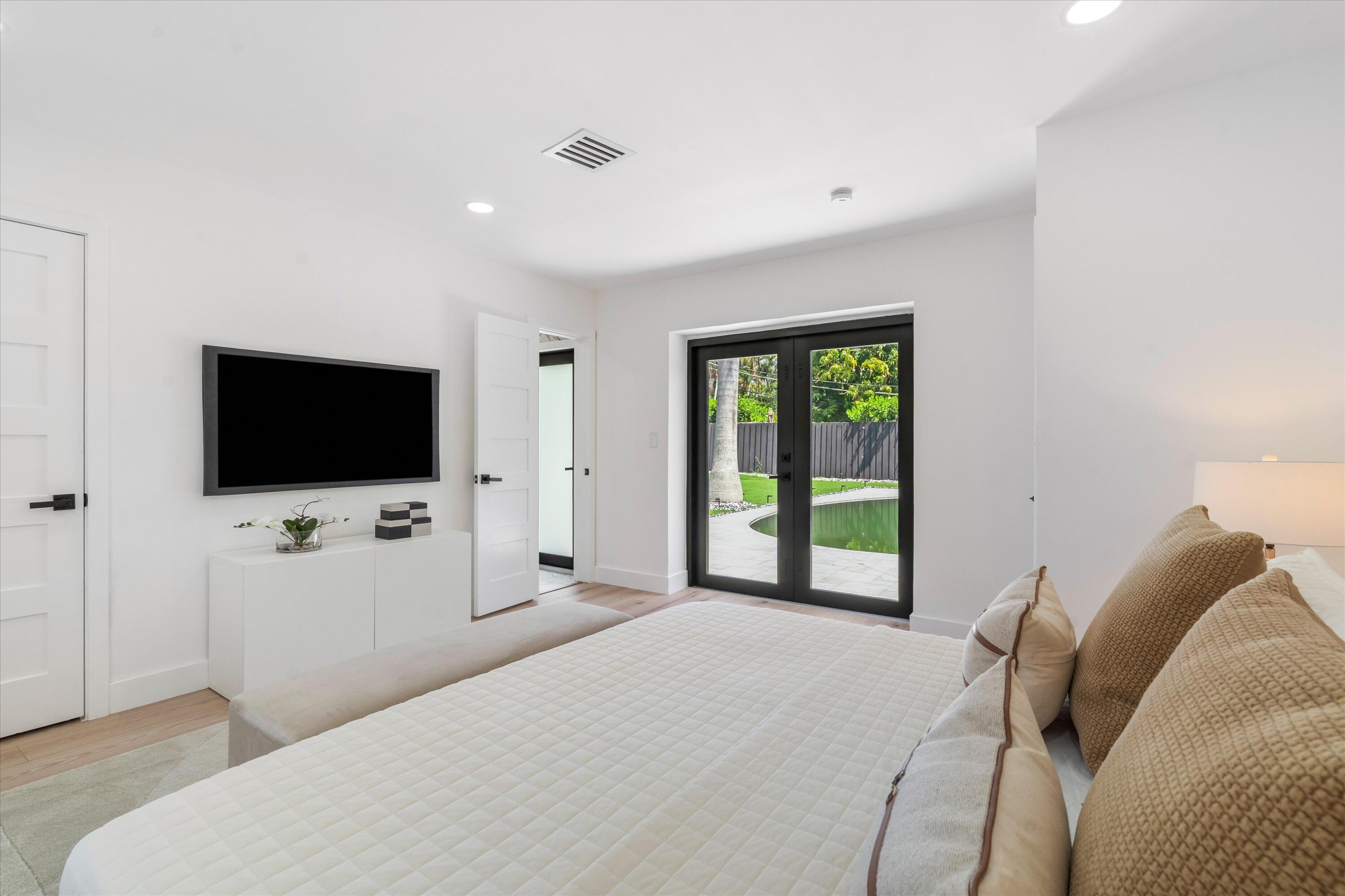 4721 Bayview Fort Lauderdale, FL 33308