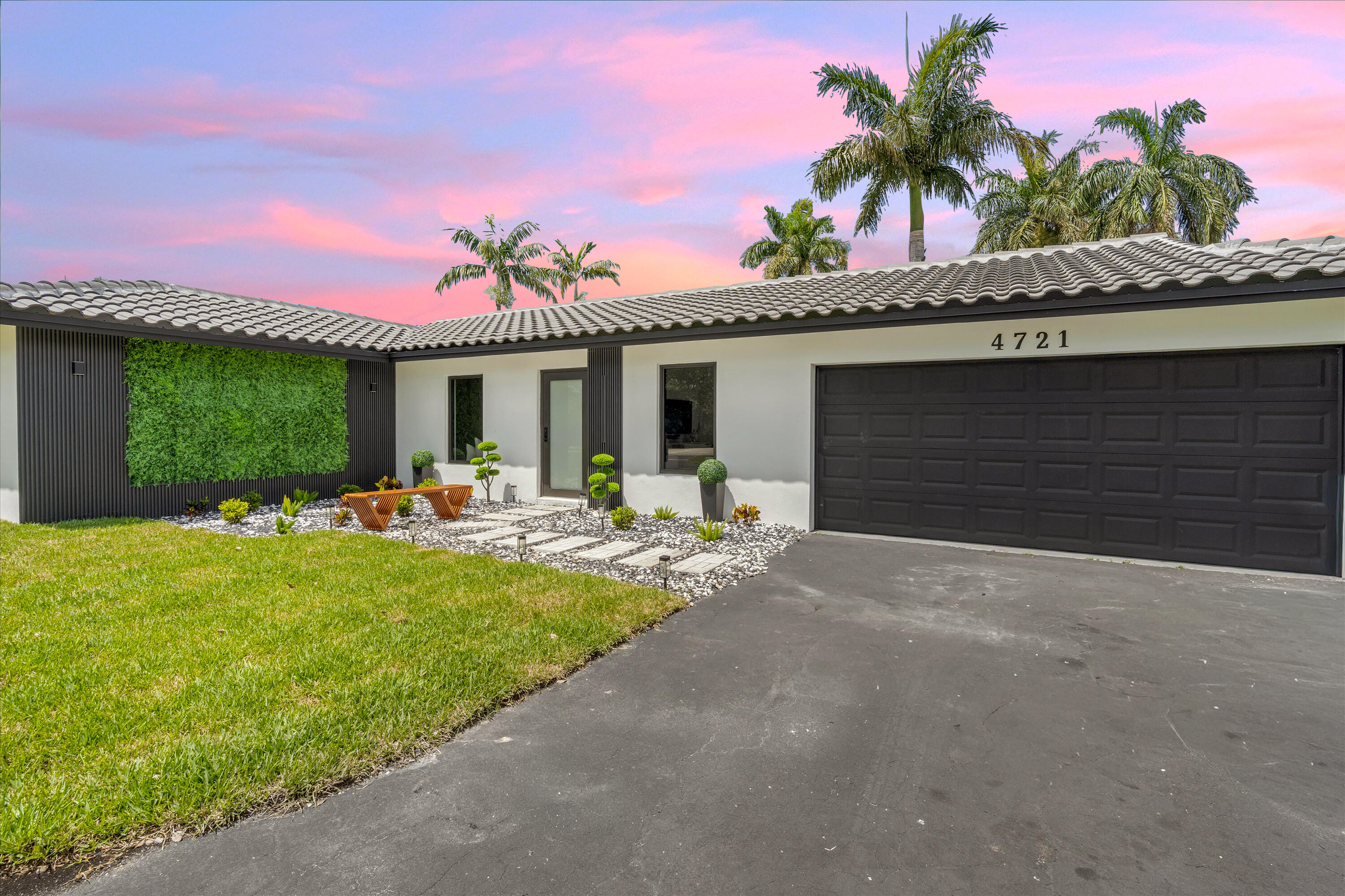 4721 Bayview Fort Lauderdale, FL 33308