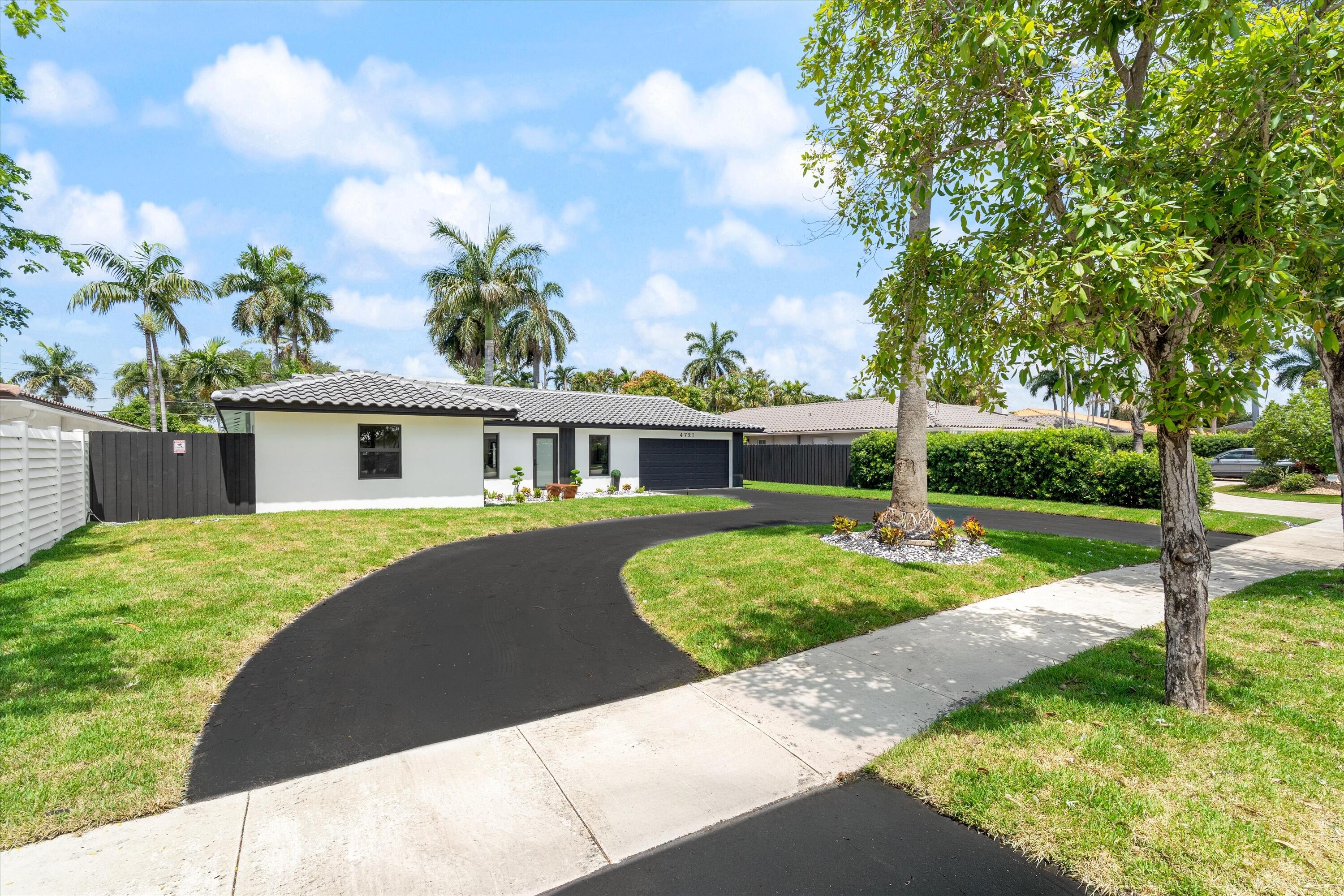 4721 Bayview Fort Lauderdale, FL 33308